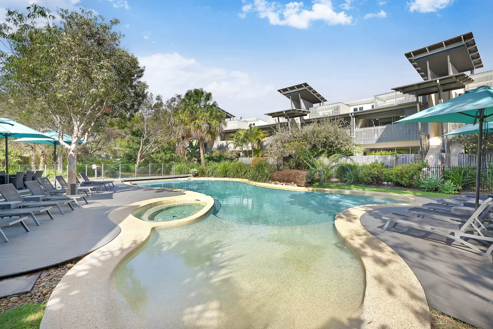 22/33-35 Childe Street, Byron Bay Sold by Byron Bay Sotheby's International Realty - image 1