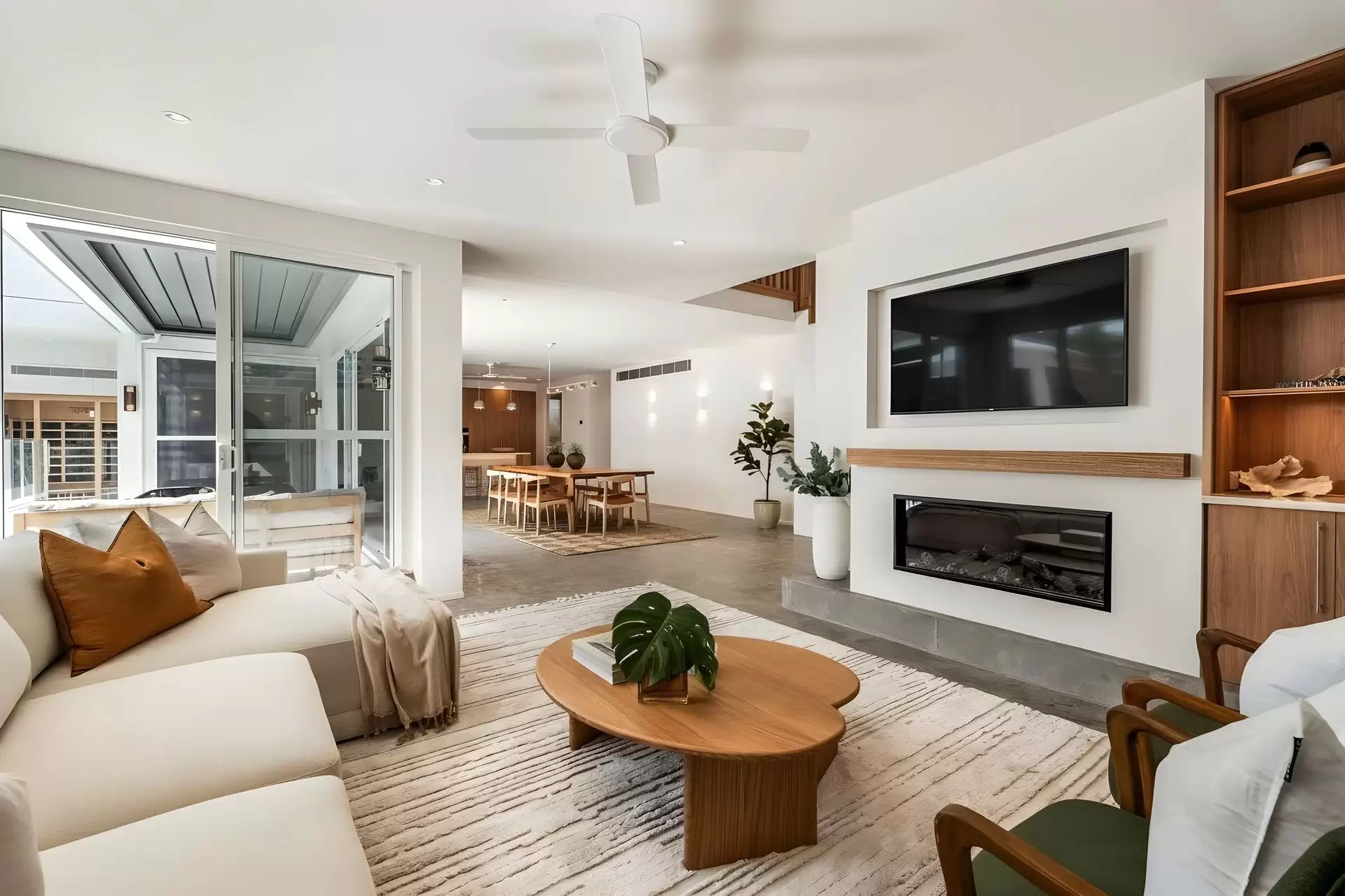 2/26 Cavvanbah Street, Byron Bay For Sale by Byron Bay Sotheby's International Realty - image 1