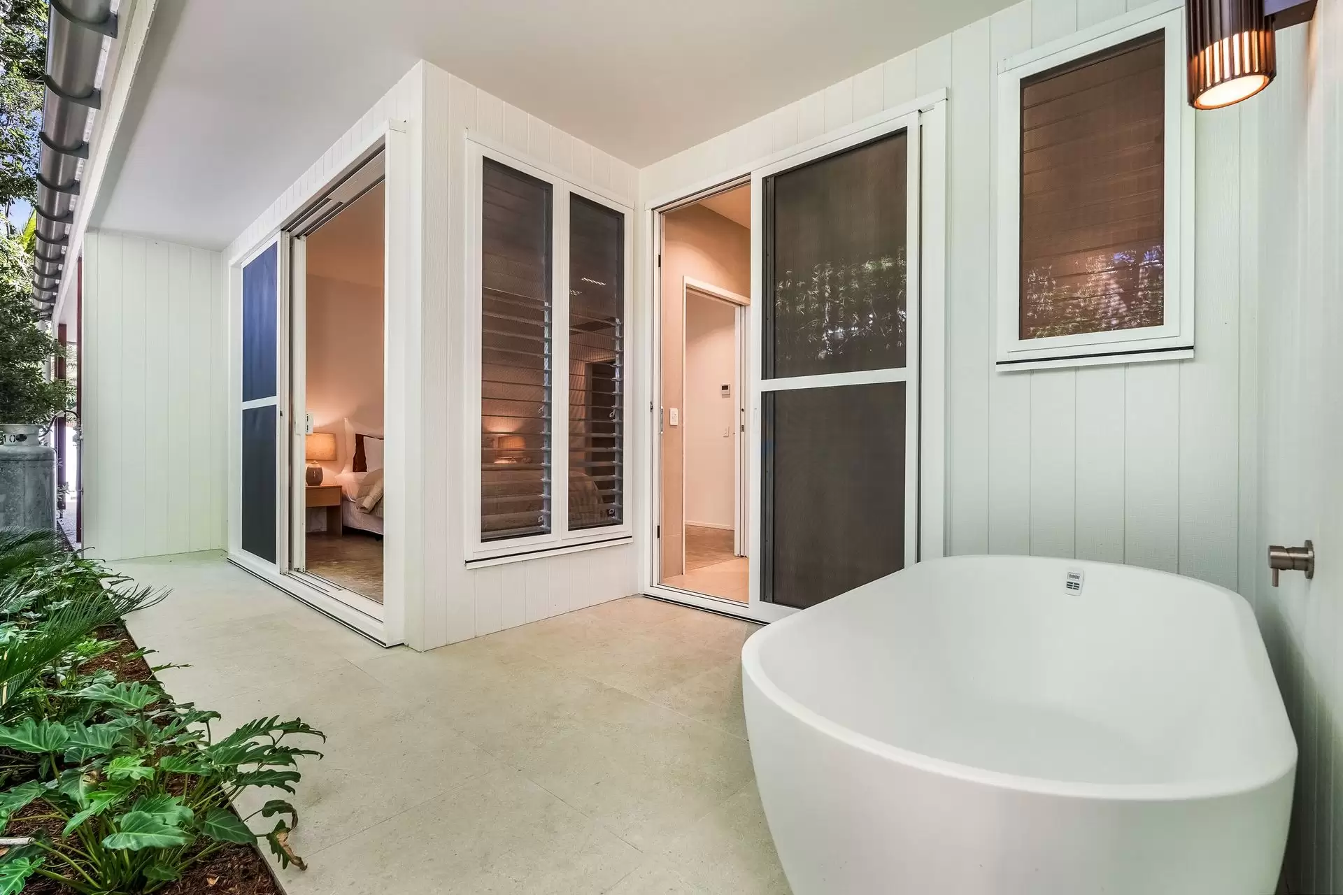 2/26 Cavvanbah Street, Byron Bay For Sale by Byron Bay Sotheby's International Realty - image 1