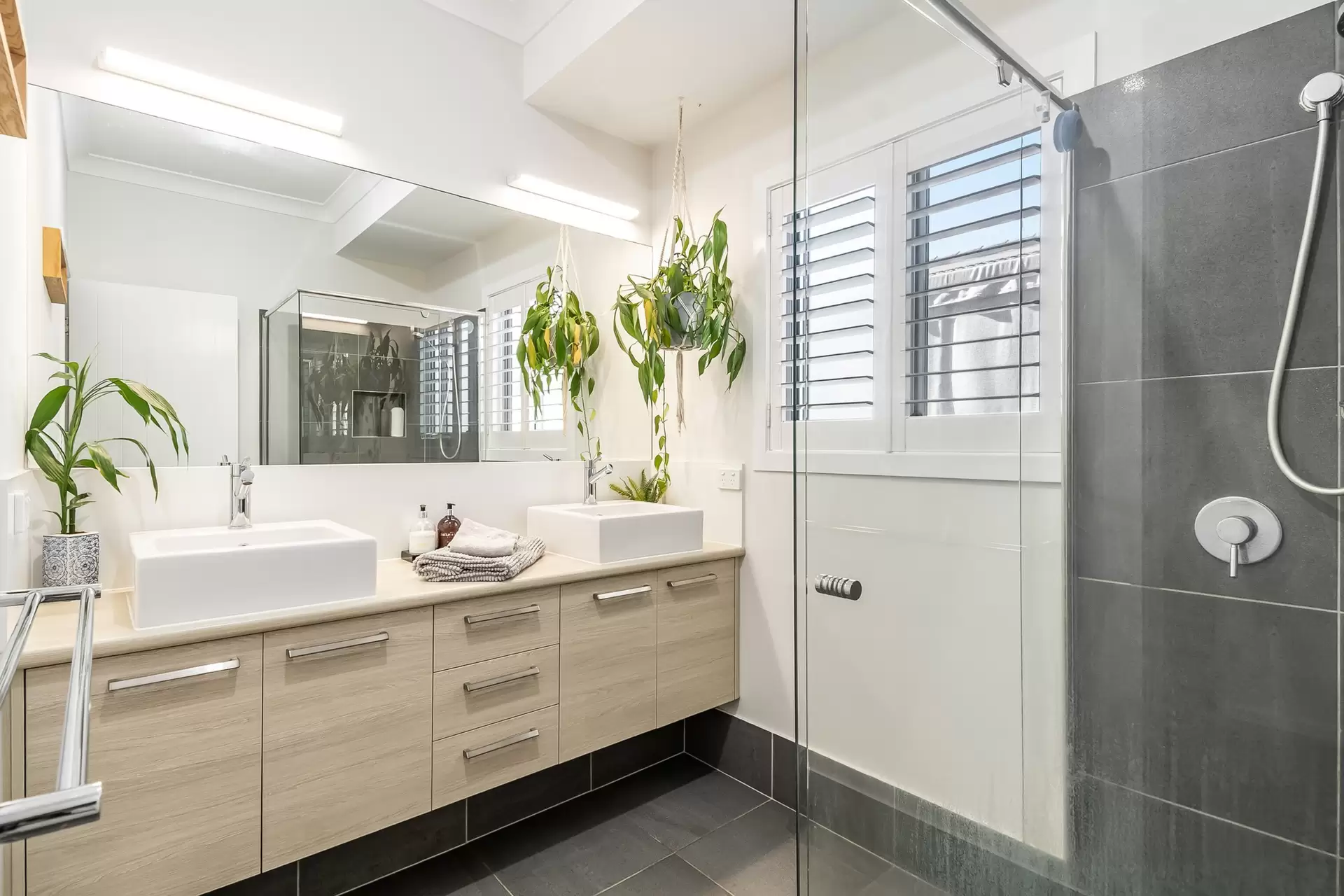 12 Greenview Place, Skennars Head Sold by Byron Bay Sotheby's International Realty - image 1
