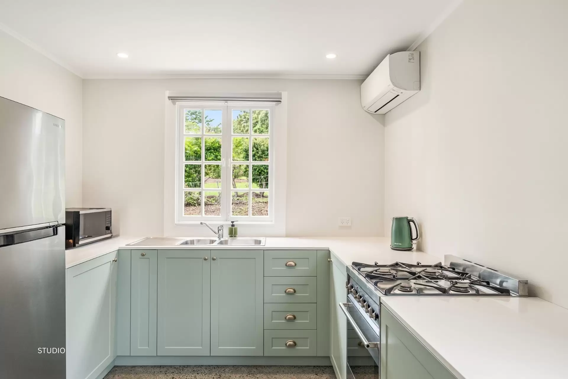 231 The Manse Road, Myocum Sold by Byron Bay Sotheby's International Realty - image 1