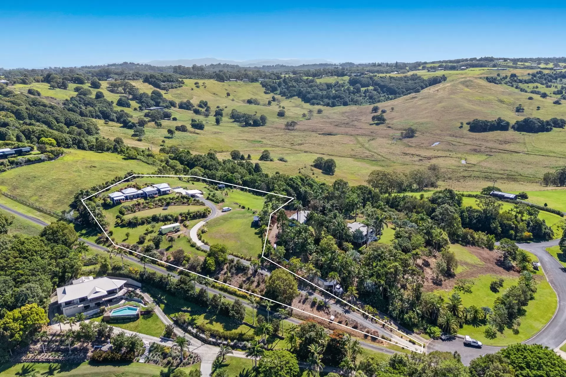 14 Edward Place, Knockrow For Sale by Byron Bay Sotheby's International Realty - image 1