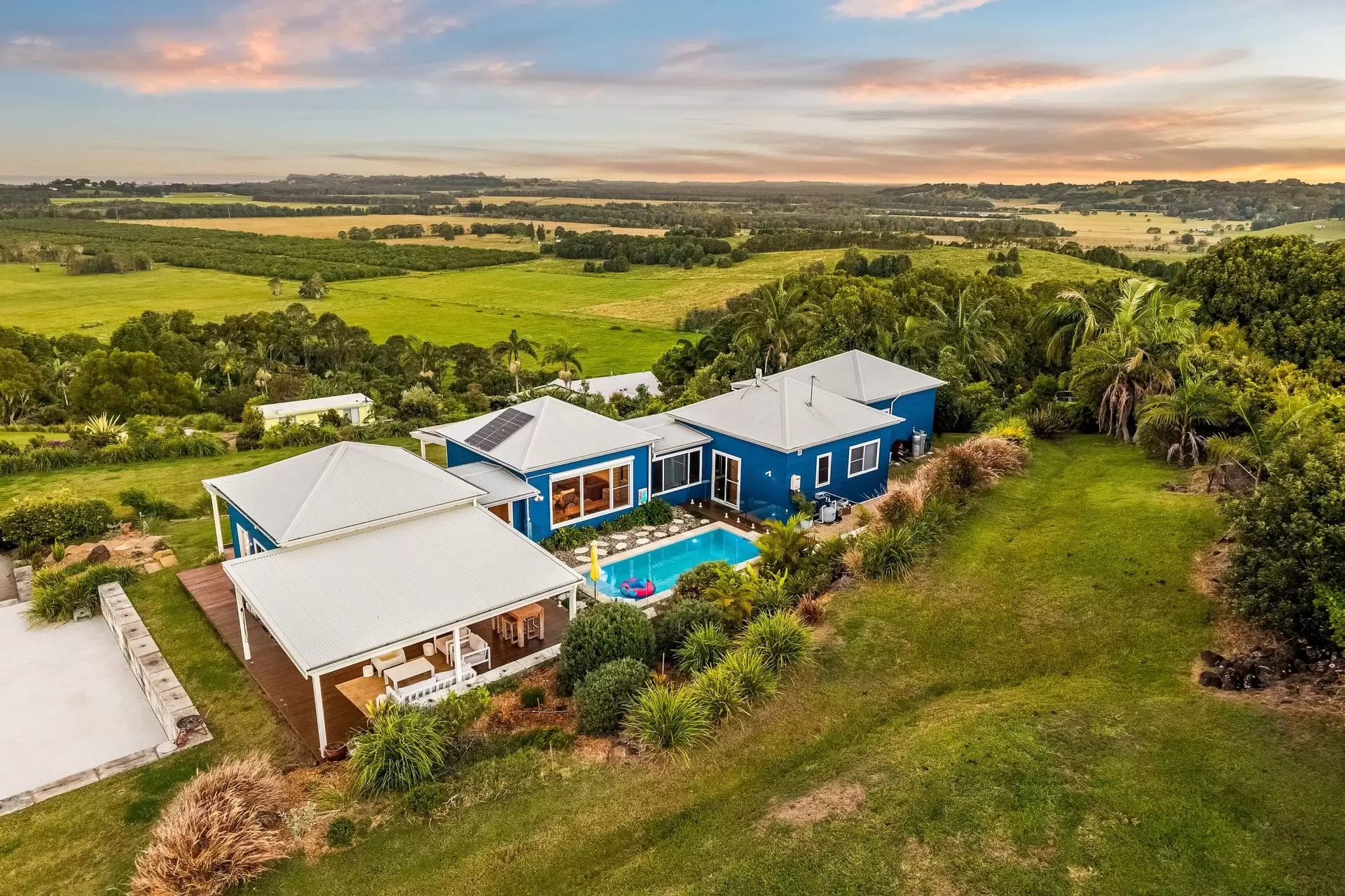 14 Edward Place, Knockrow For Sale by Byron Bay Sotheby's International Realty - image 1