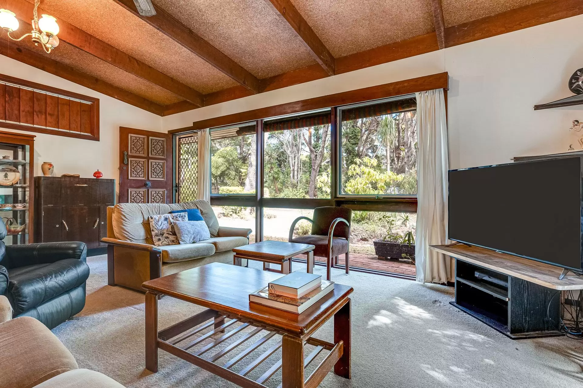 147-149 Broken Head Road, Suffolk Park Sold by Byron Bay Sotheby's International Realty - image 1