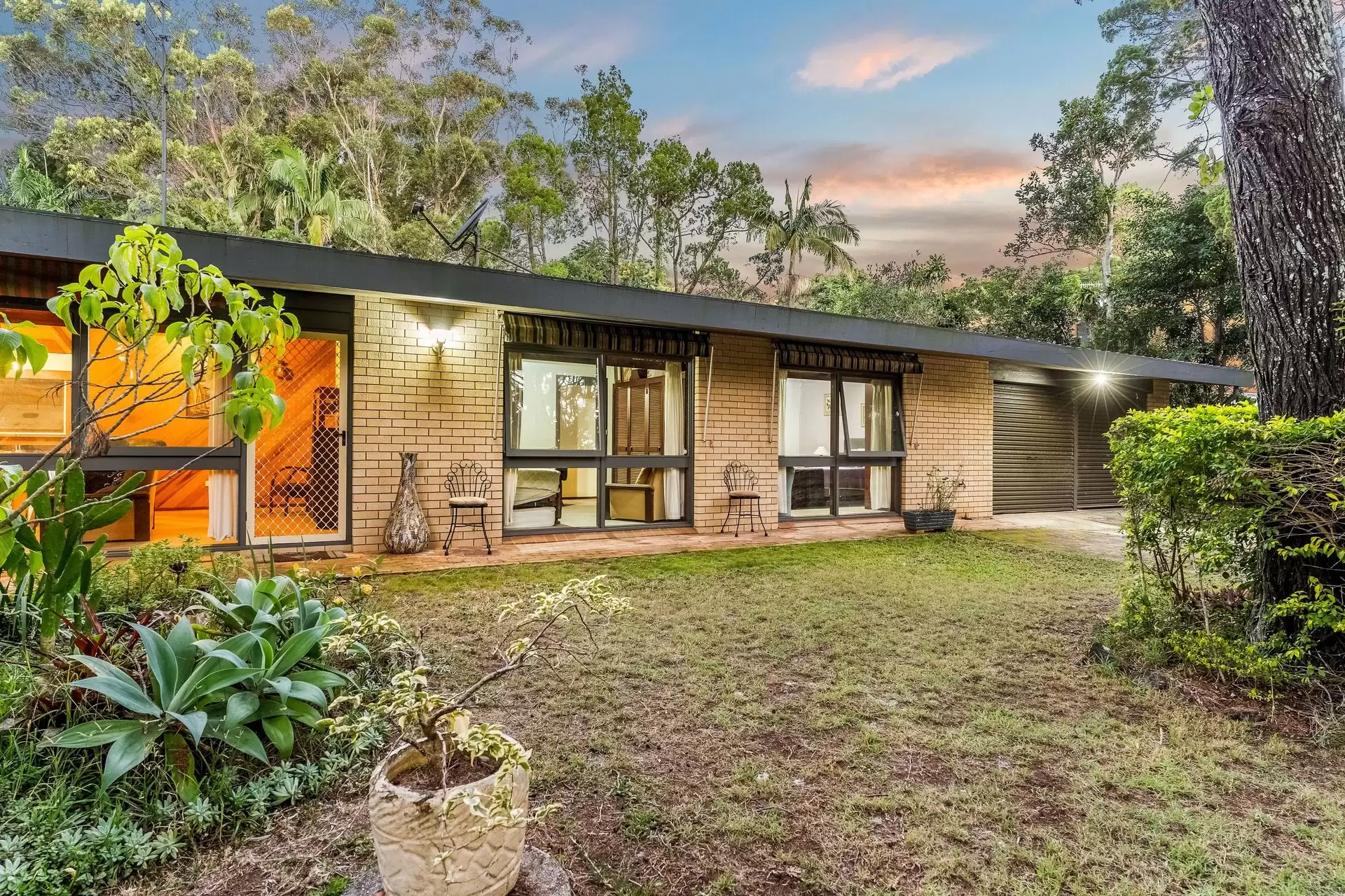 147-149 Broken Head Road, Suffolk Park Sold by Byron Bay Sotheby's International Realty - image 1