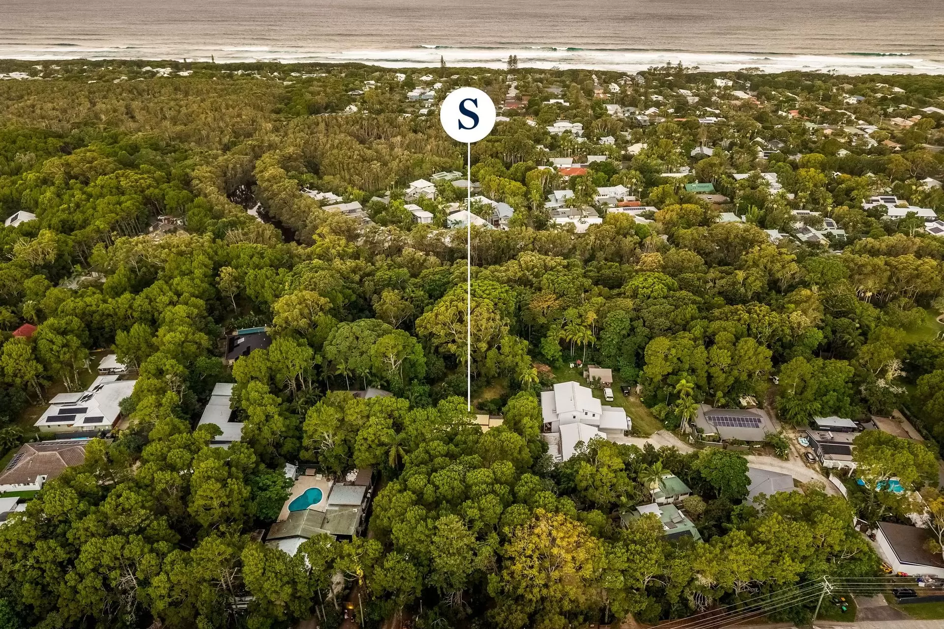 147-149 Broken Head Road, Suffolk Park Sold by Byron Bay Sotheby's International Realty - image 1