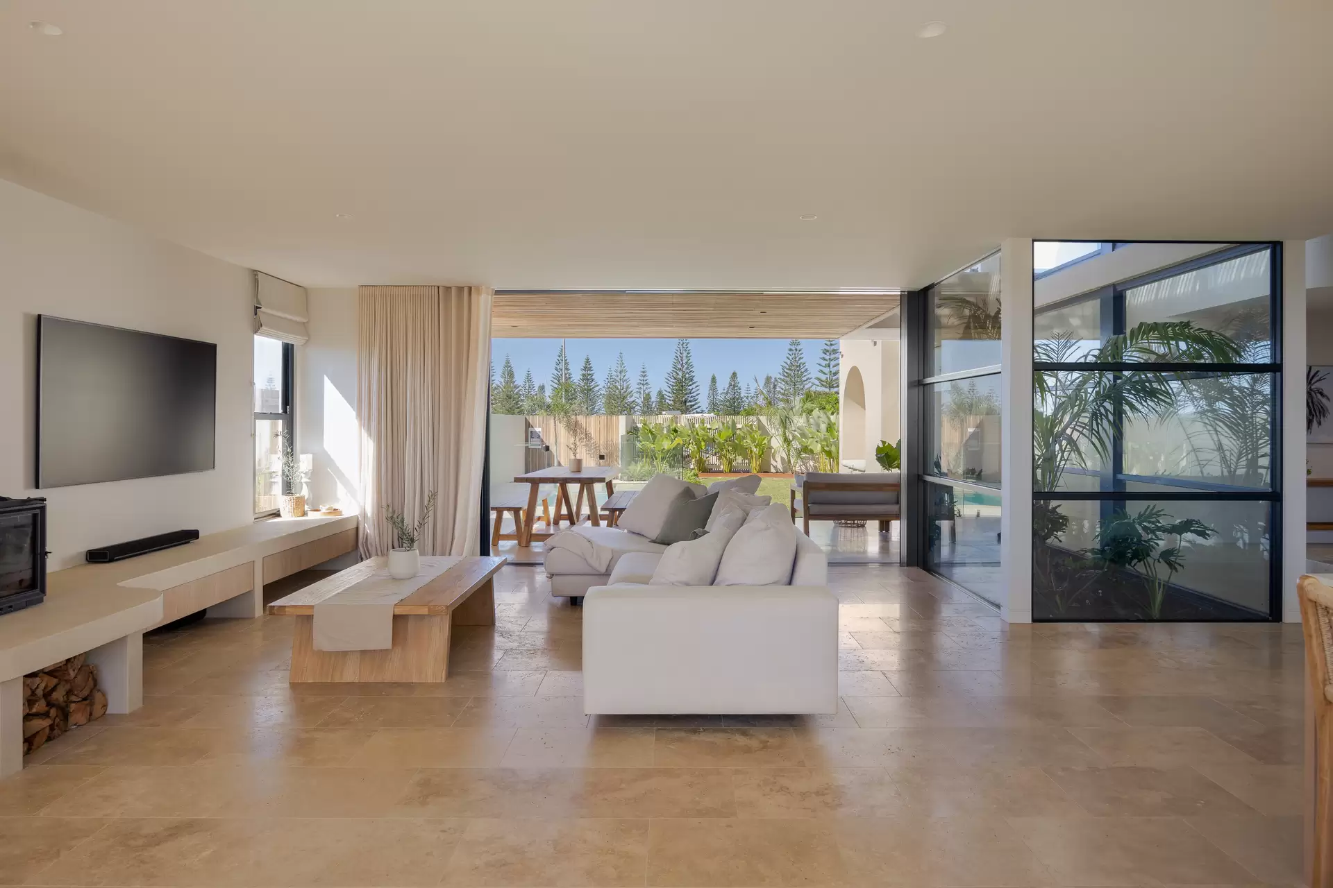 24 Wave Break Circuit, Skennars Head For Sale by Byron Bay Sotheby's International Realty - image 1