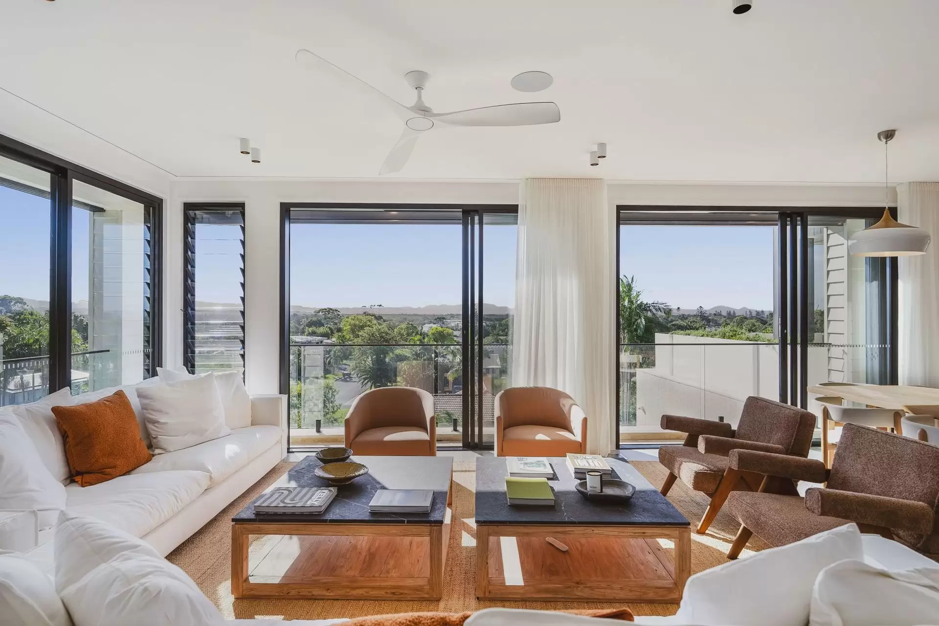 35 Browning Street, Byron Bay Sold by Byron Bay Sotheby's International Realty - image 1