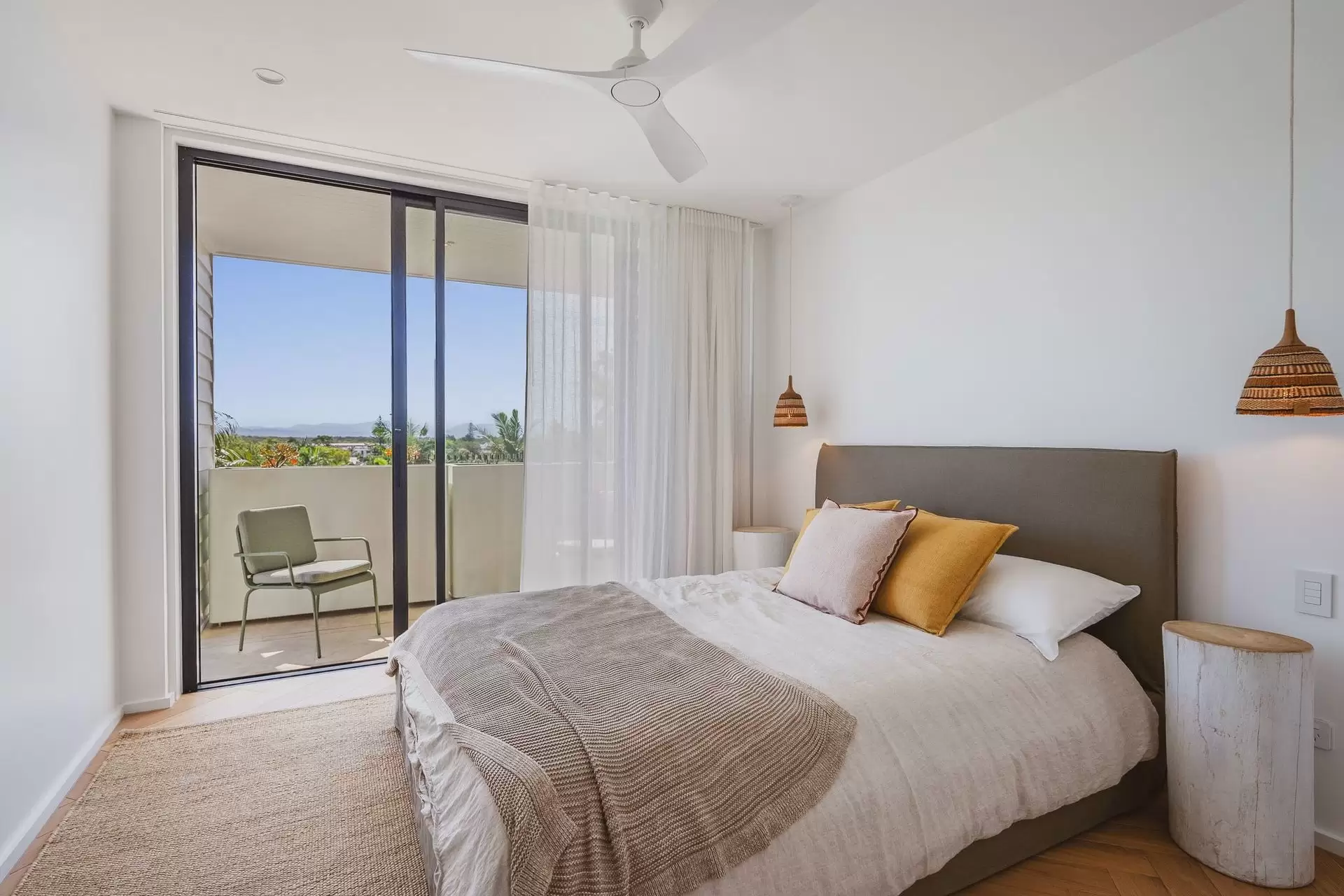 35 Browning Street, Byron Bay Sold by Byron Bay Sotheby's International Realty - image 1