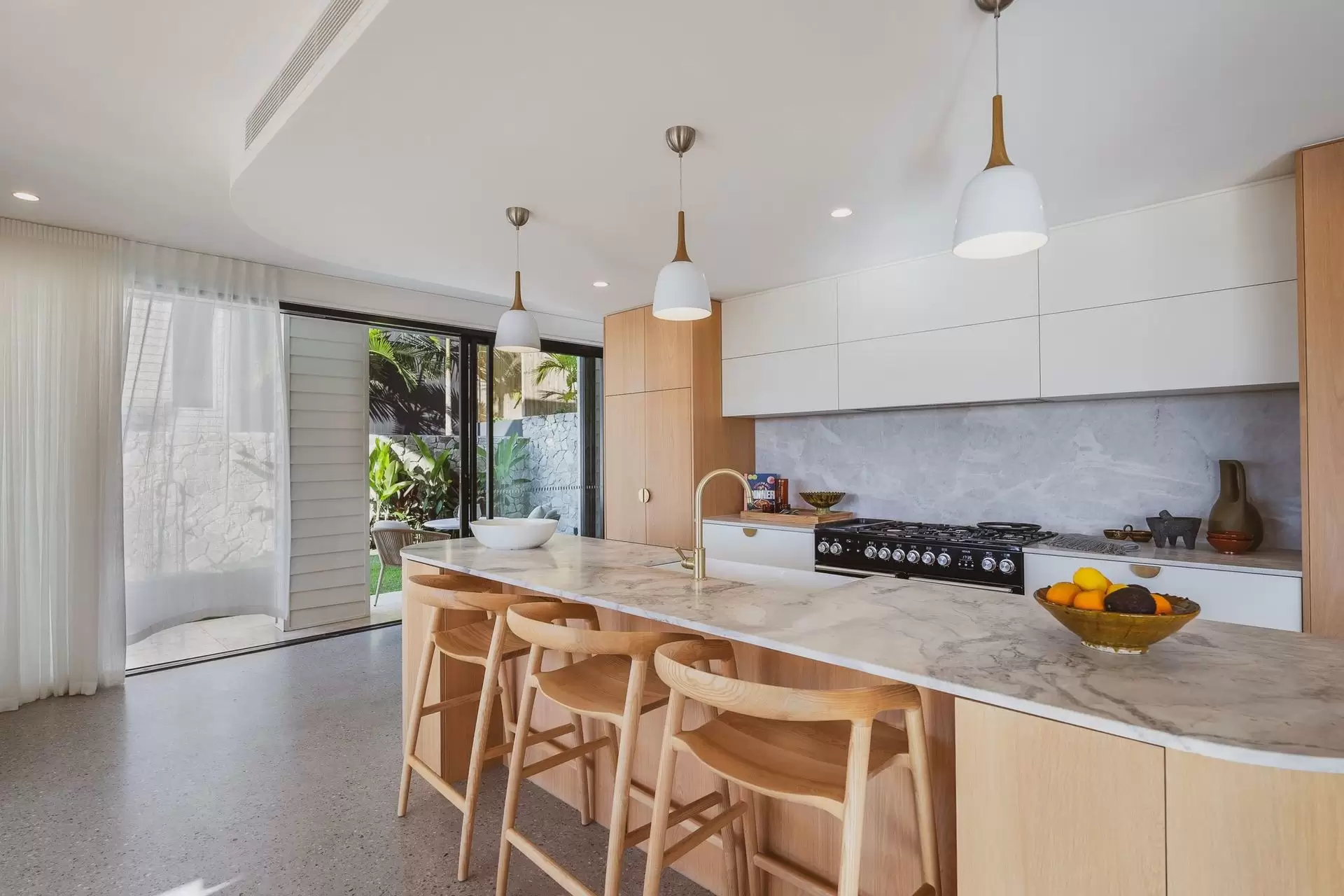 35 Browning Street, Byron Bay Sold by Byron Bay Sotheby's International Realty - image 1