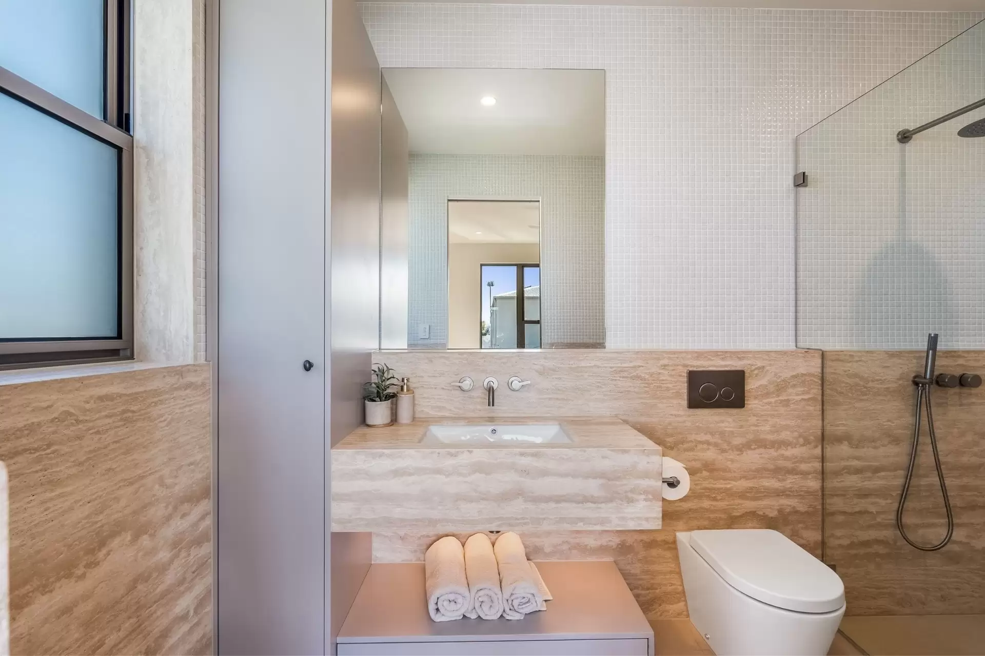 9 Blue Water Place, Byron Bay For Sale by Byron Bay Sotheby's International Realty - image 1