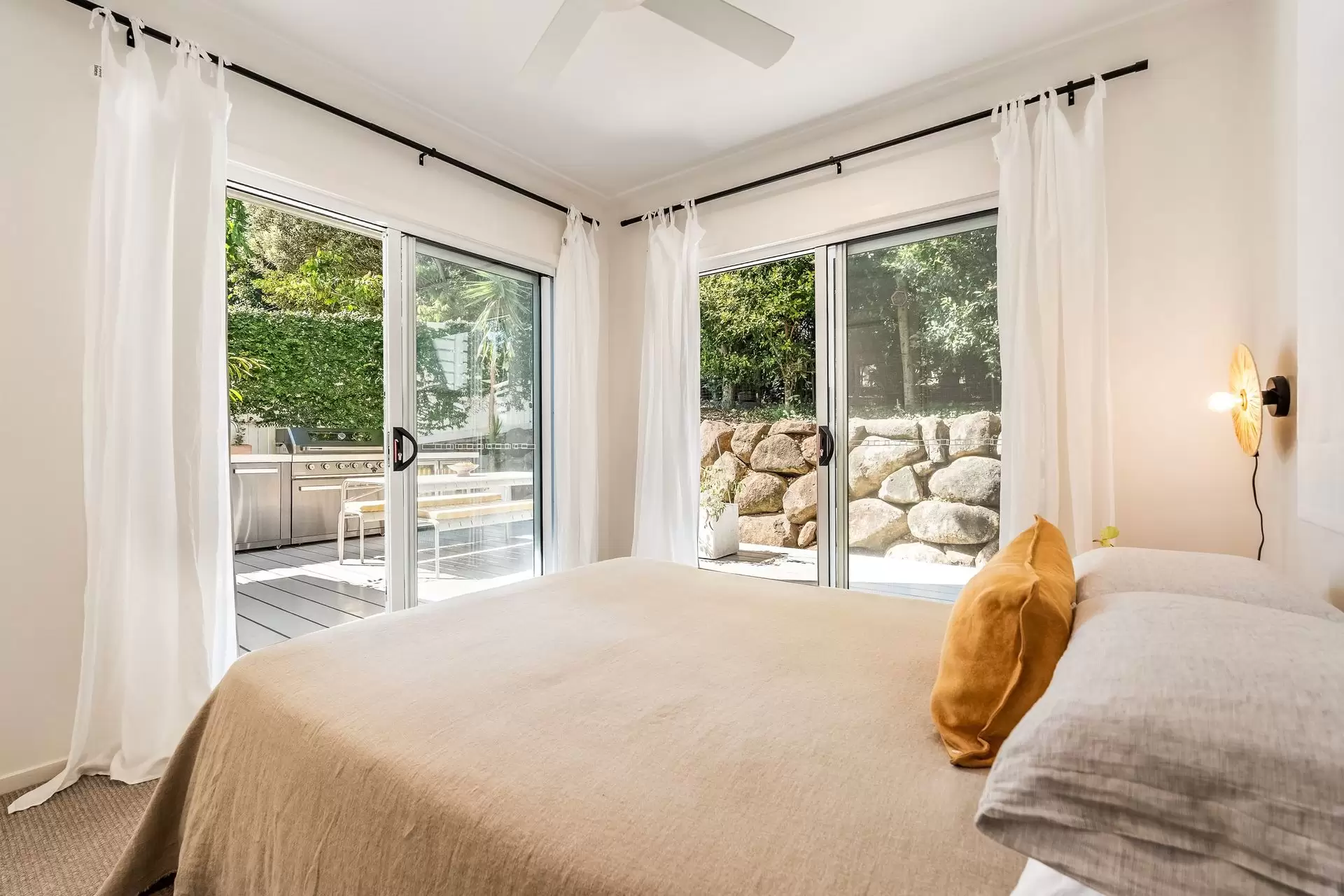 10 Tidepool Street, Lennox Head Sold by Byron Bay Sotheby's International Realty - image 1