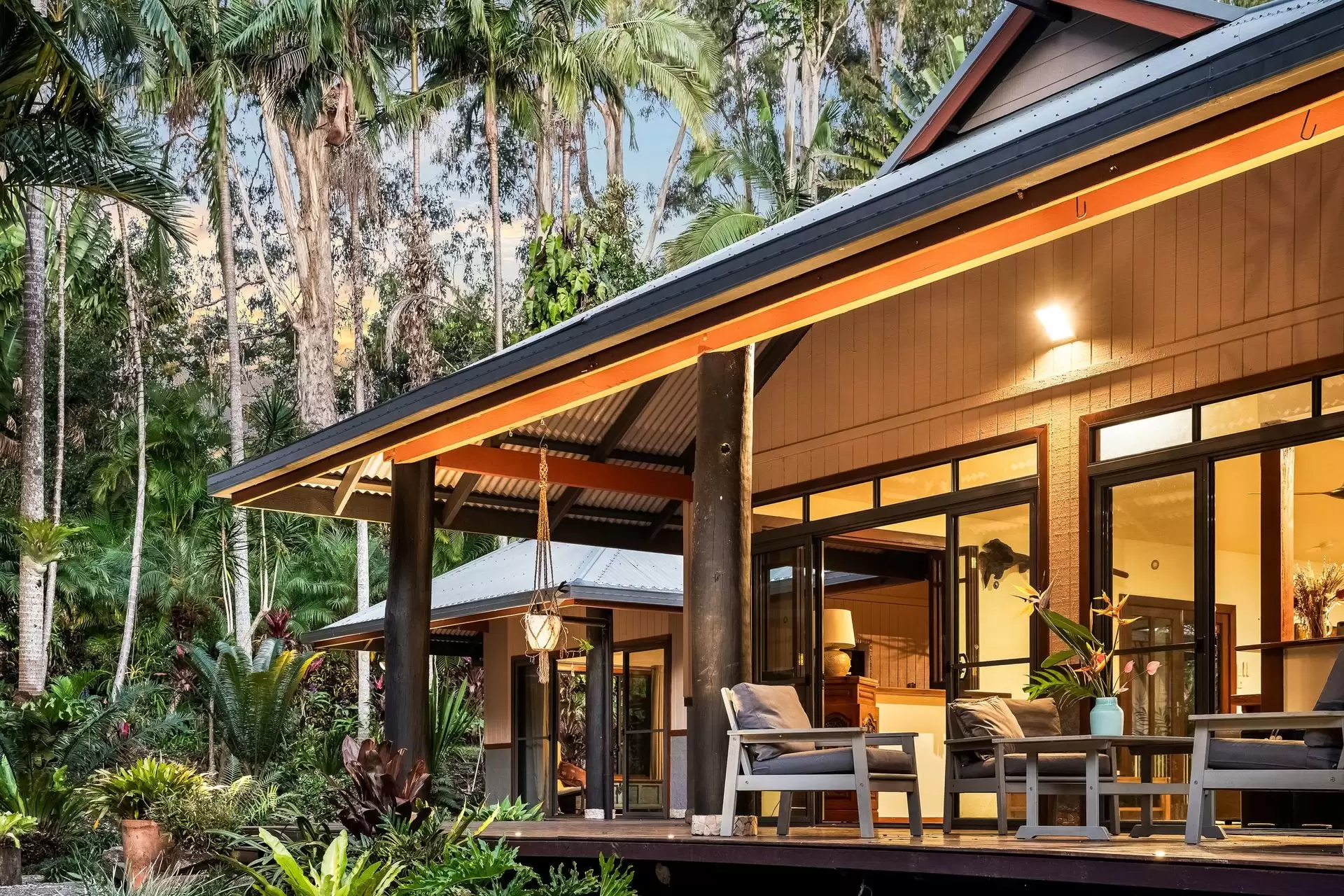 9 Angus Place, Ewingsdale For Sale by Byron Bay Sotheby's International Realty - image 1