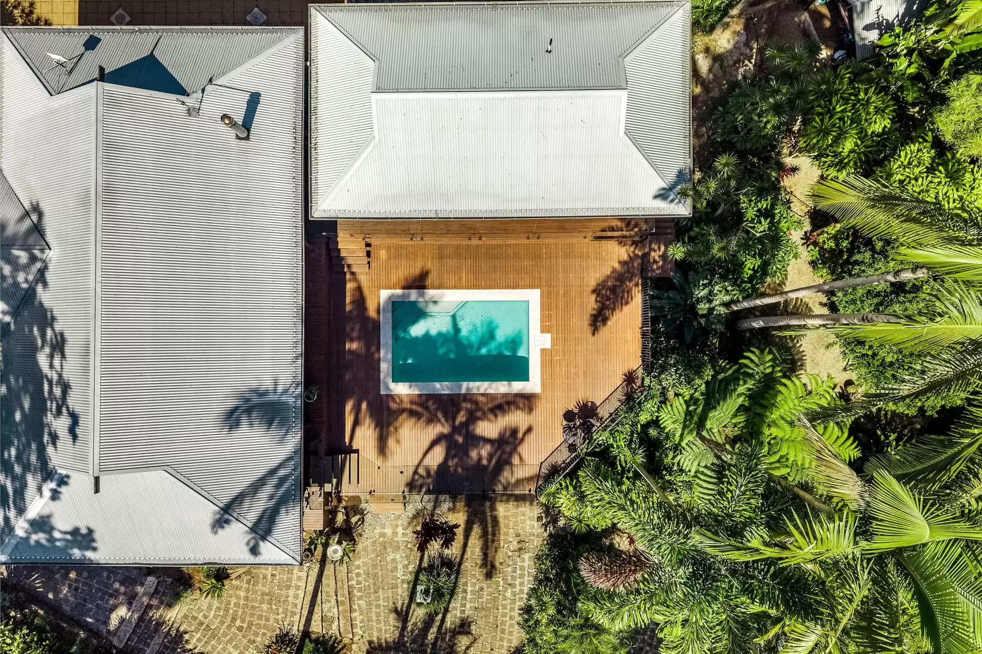 9 Angus Place, Ewingsdale For Sale by Byron Bay Sotheby's International Realty - image 1