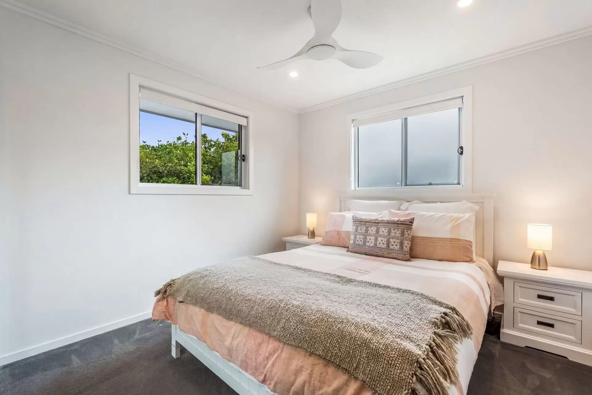 25/6-8 Browning Street, Byron Bay Sold by Byron Bay Sotheby's International Realty - image 1