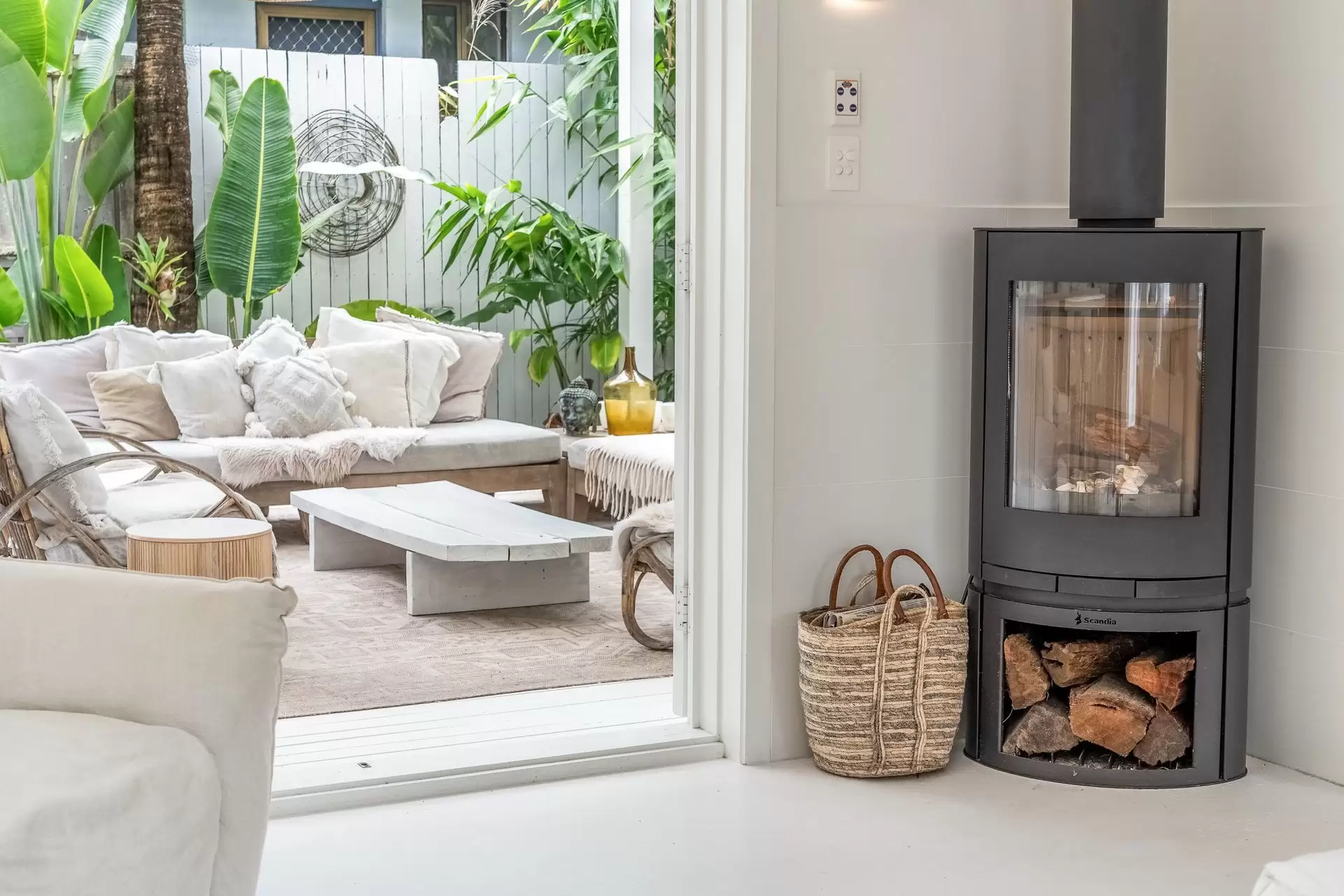 2/6 Bryce Street, Suffolk Park Sold by Byron Bay Sotheby's International Realty - image 1
