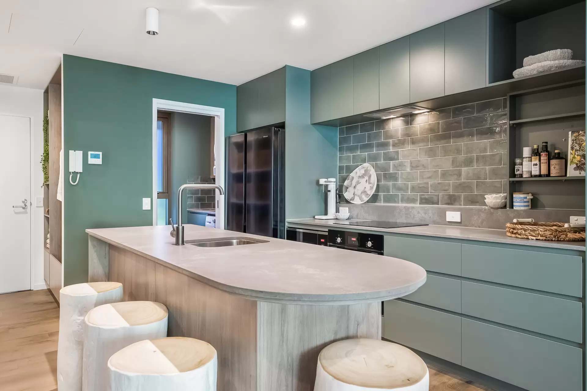 1.06/139 Jonson Street, Byron Bay Sold by Byron Bay Sotheby's International Realty - image 1