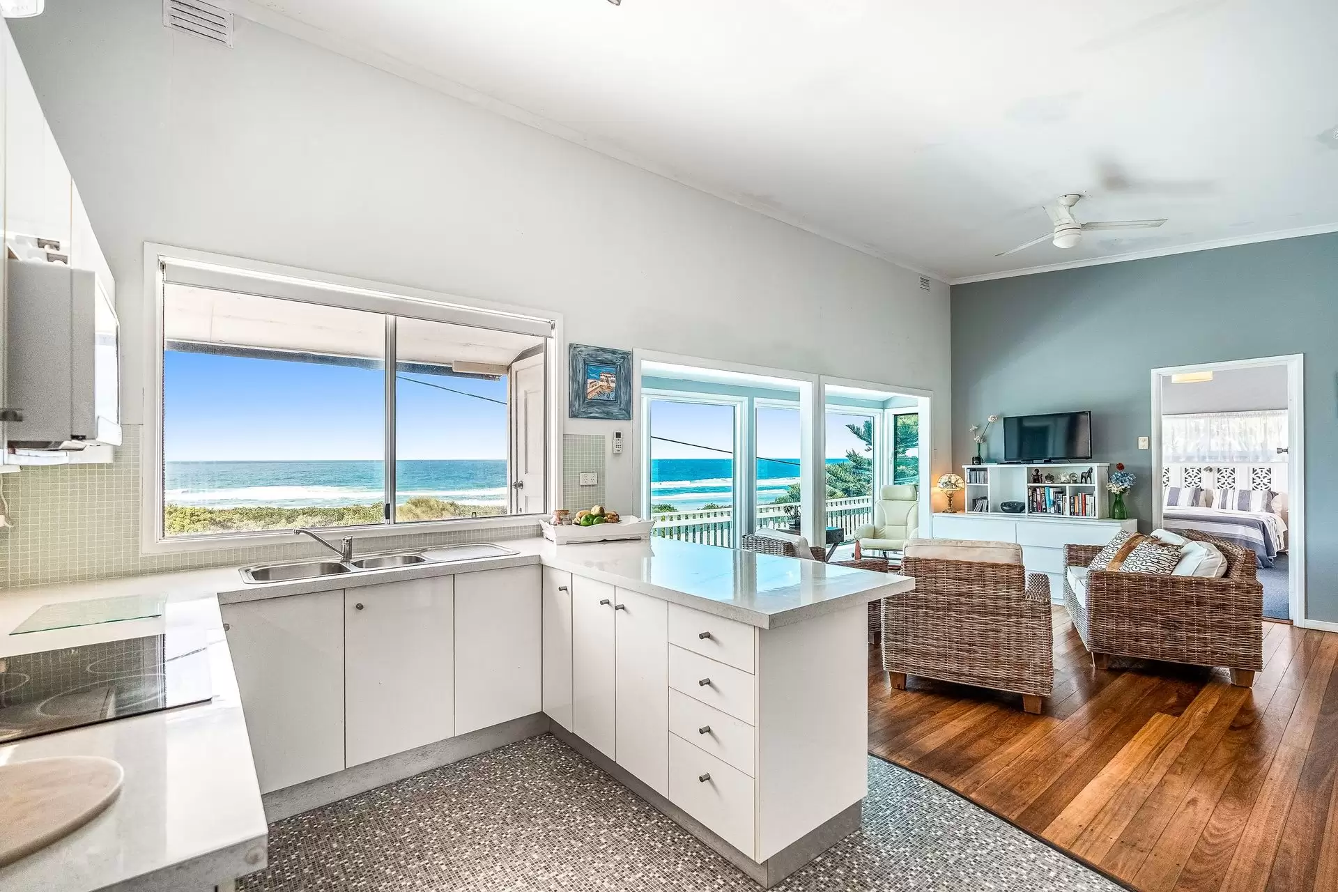 1/44 Shelly Beach Road, East Ballina Sold by Byron Bay Sotheby's International Realty - image 1