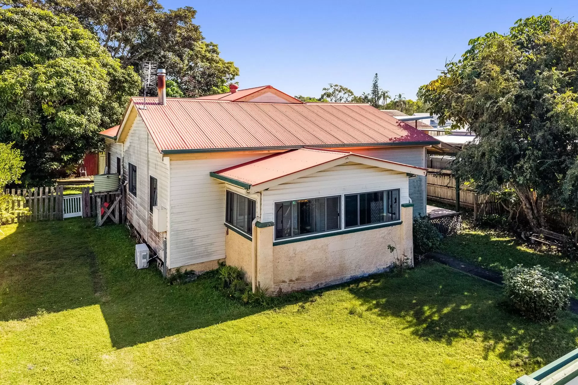 72 Butler Street, Byron Bay For Sale by Byron Bay Sotheby's International Realty - image 1
