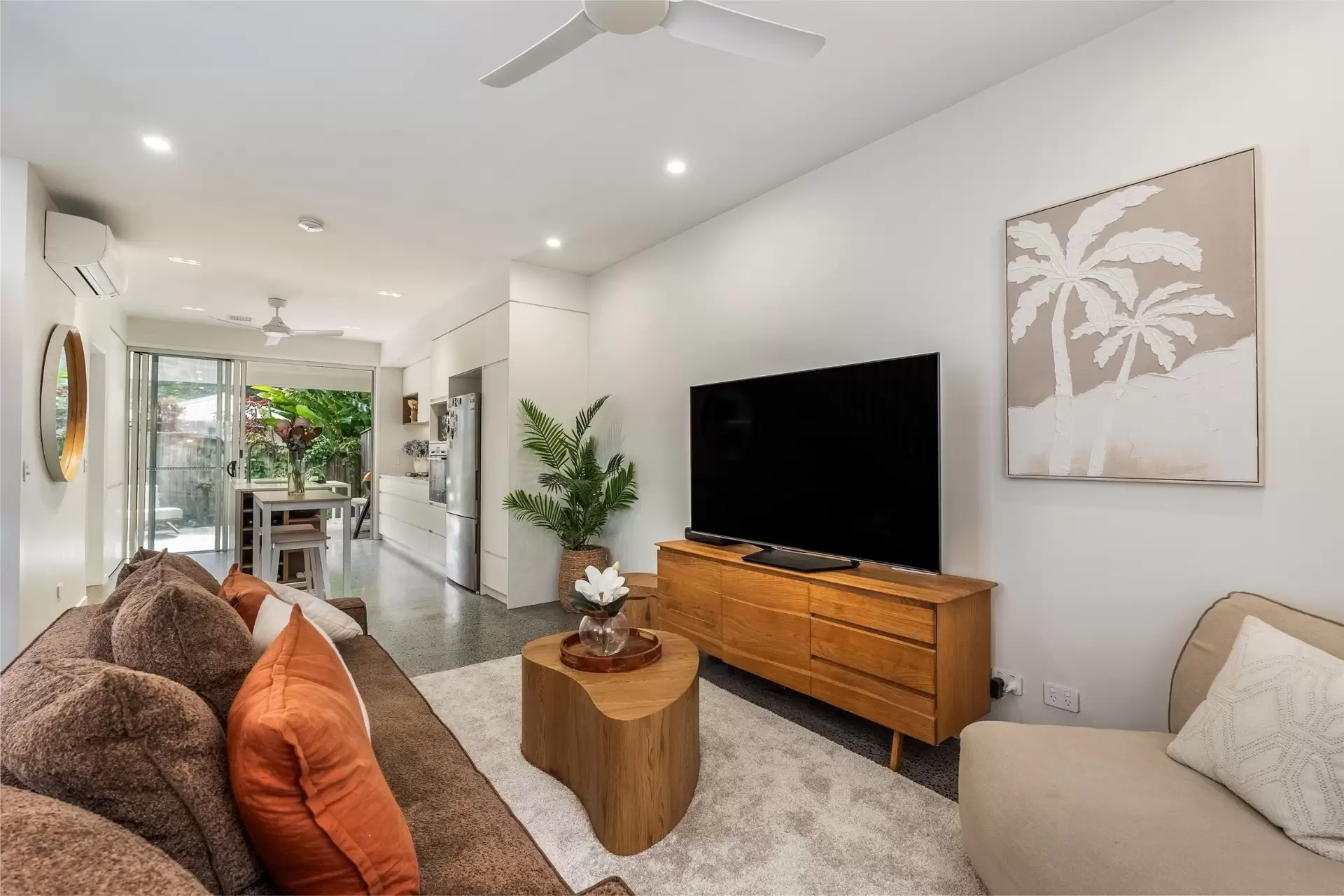 2/113 Paterson Street, Byron Bay Sold by Byron Bay Sotheby's International Realty - image 1