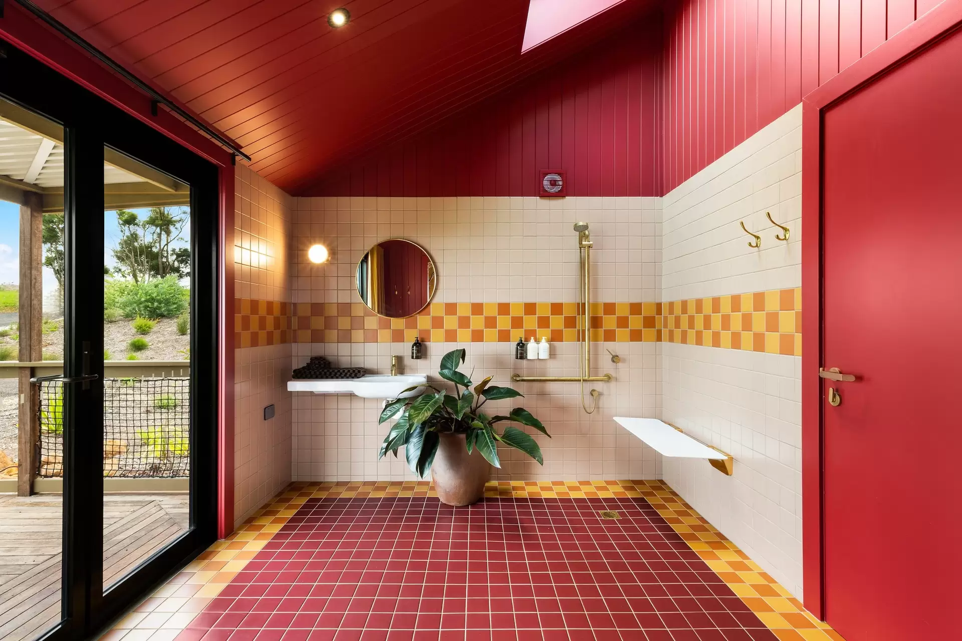 17 Byron Creek Road, Coopers Shoot Sold by Byron Bay Sotheby's International Realty - image 1