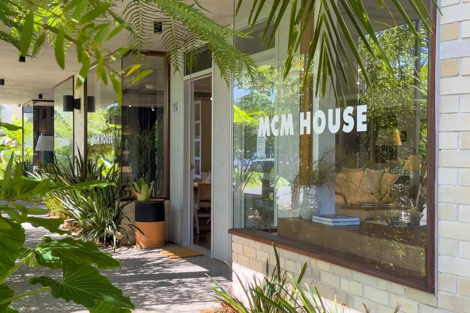 28/9 Easy Street, Byron Bay Sold by Byron Bay Sotheby's International Realty - image 1