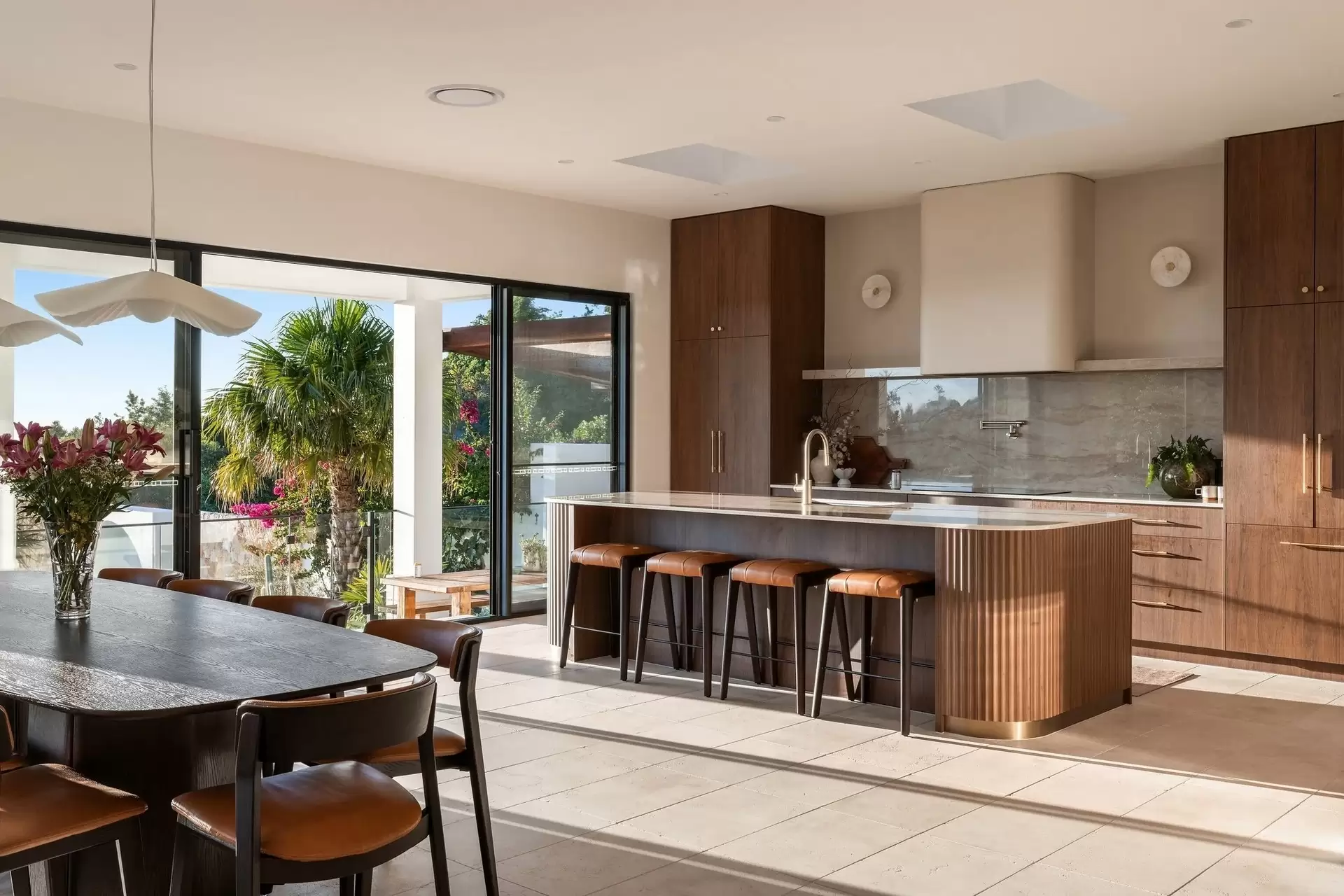 87 Meridian Drive, Coolgardie For Sale by Byron Bay Sotheby's International Realty - image 1