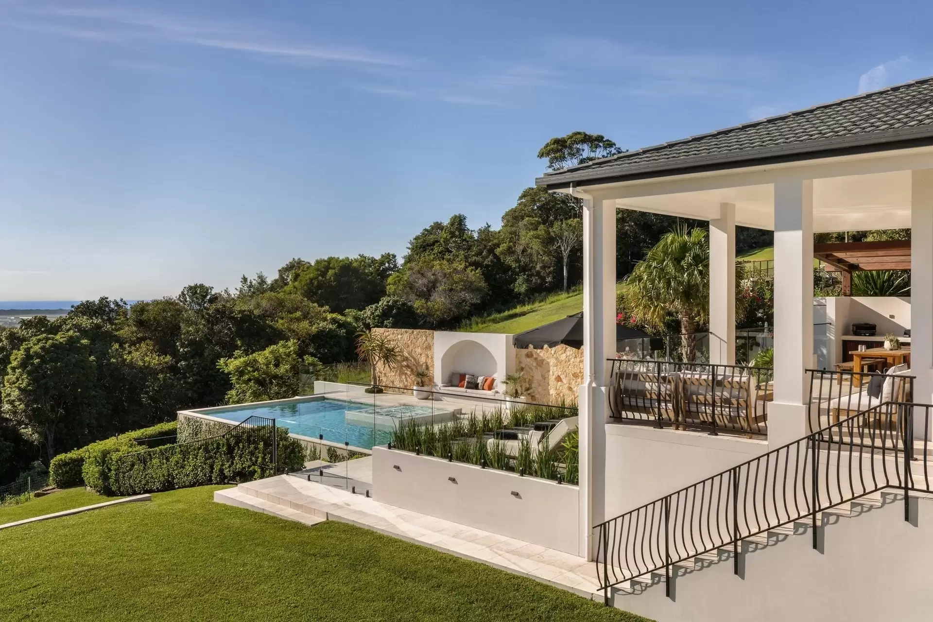 87 Meridian Drive, Coolgardie For Sale by Byron Bay Sotheby's International Realty - image 1