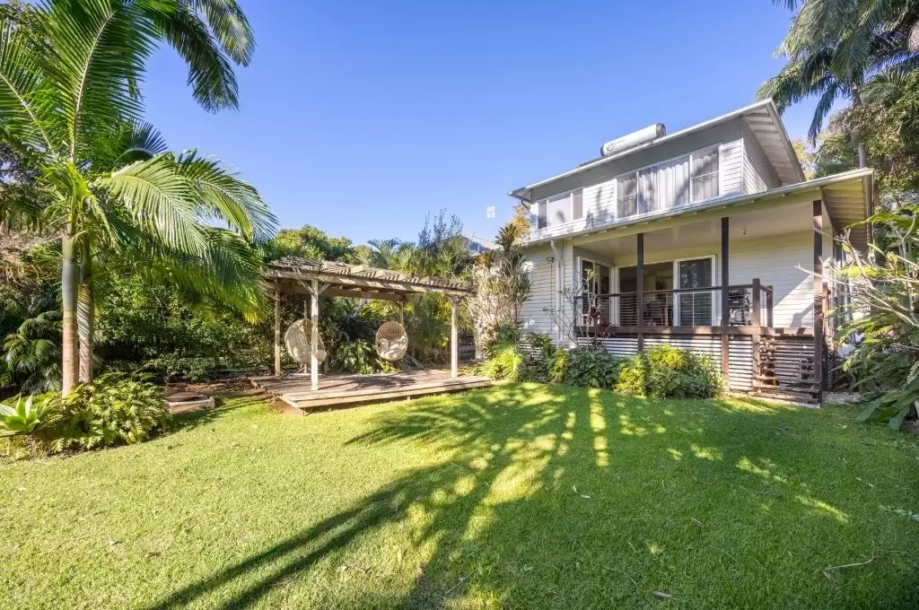 5 George Street, Bangalow For Sale by Byron Bay Sotheby's International Realty - image 1
