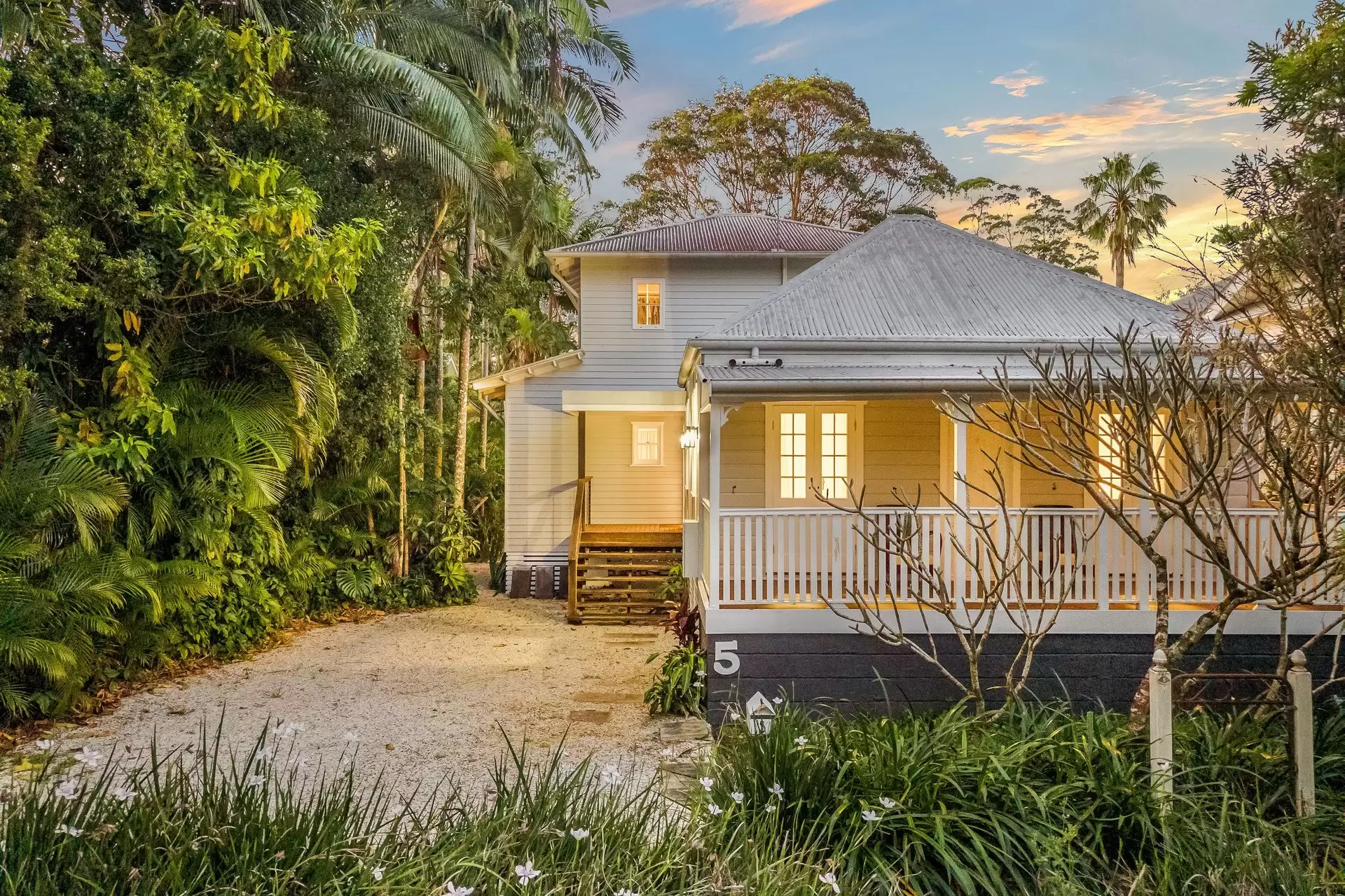 5 George Street, Bangalow For Sale by Byron Bay Sotheby's International Realty - image 1