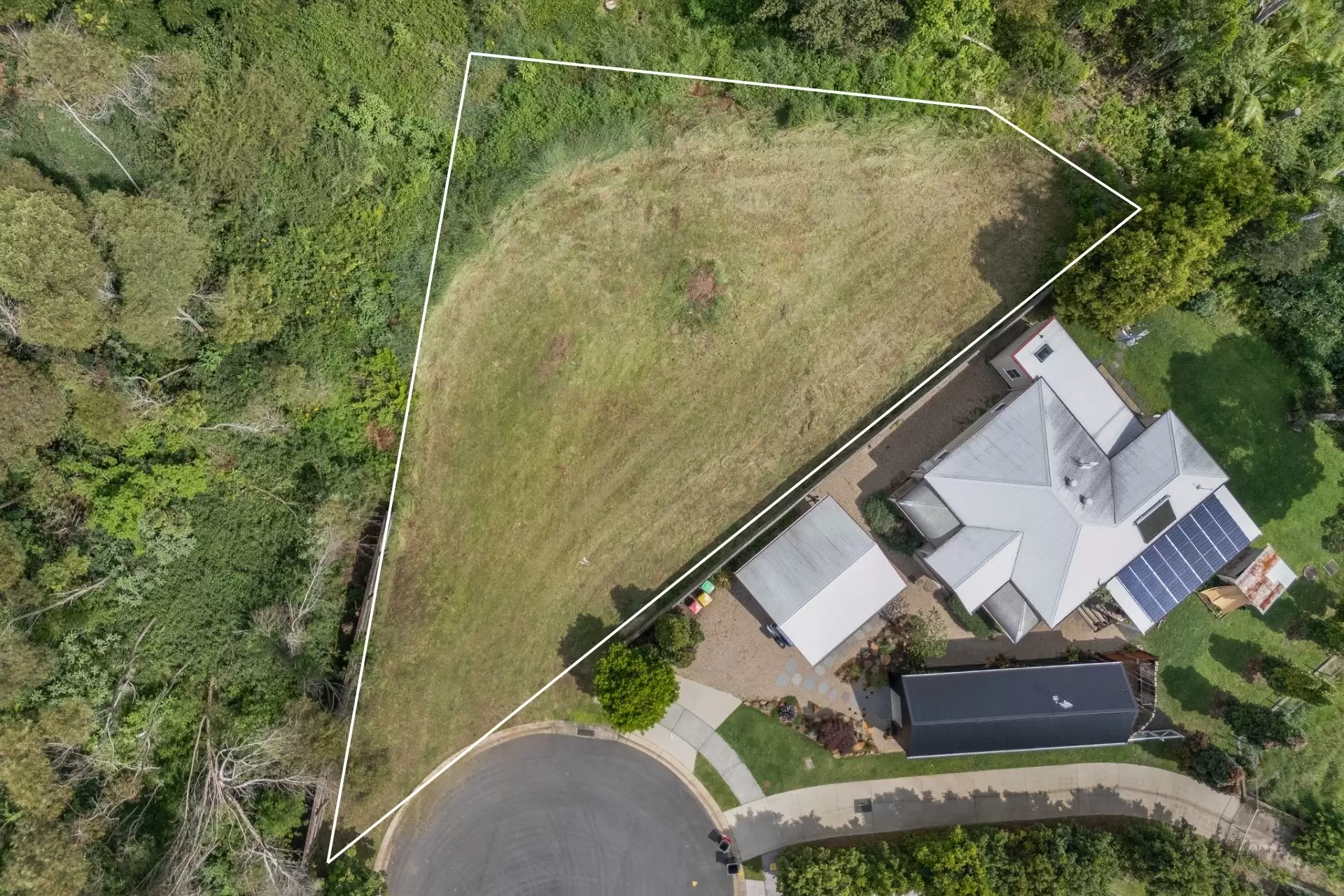 52 Blackwood Crescent, Bangalow Auction by Byron Bay Sotheby's International Realty - image 1
