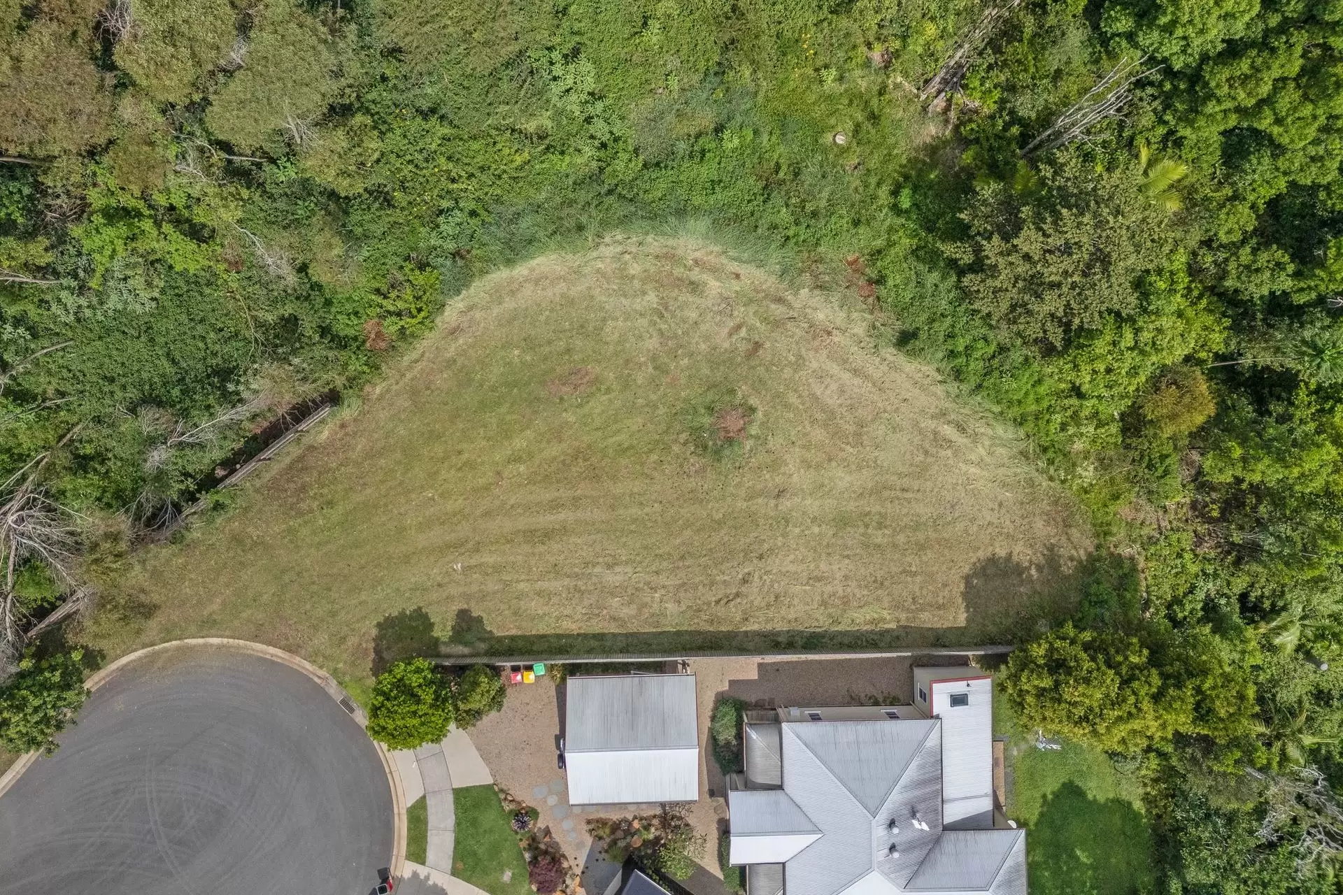 52 Blackwood Crescent, Bangalow Auction by Byron Bay Sotheby's International Realty - image 1