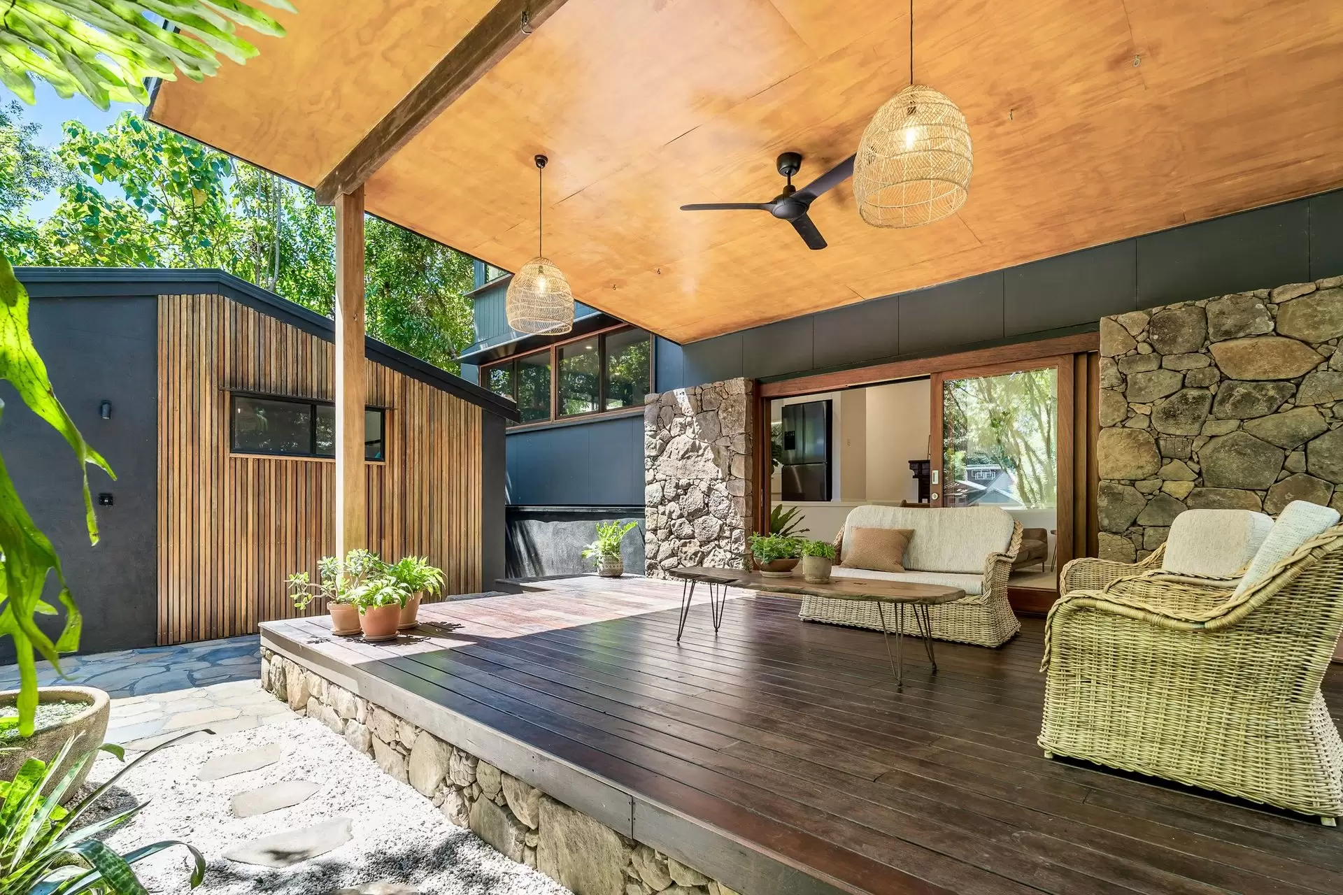 32 Gloria Street, South Golden Beach For Sale by Byron Bay Sotheby's International Realty - image 1