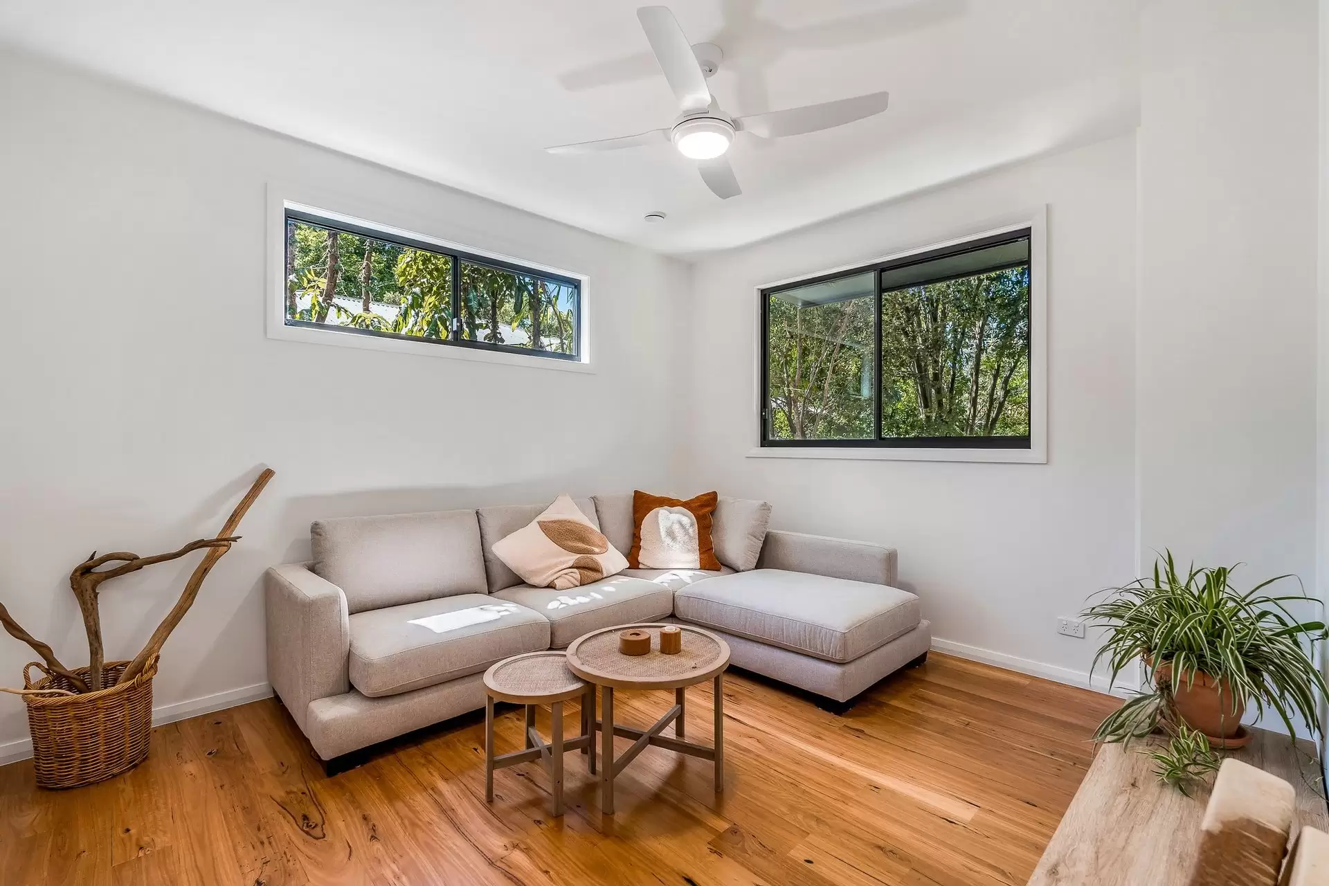 32 Gloria Street, South Golden Beach For Sale by Byron Bay Sotheby's International Realty - image 1