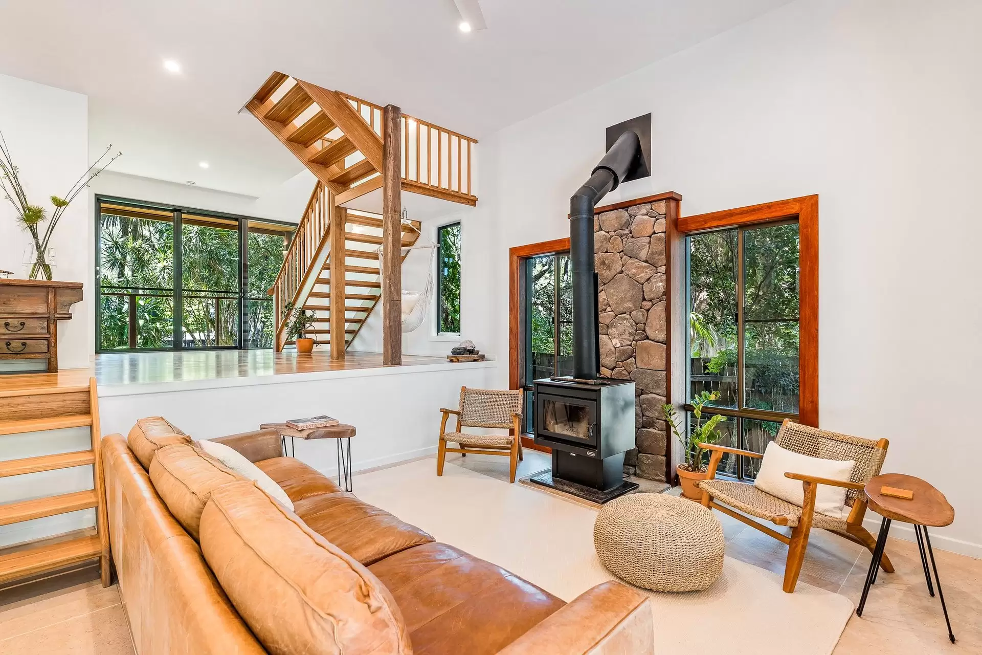 32 Gloria Street, South Golden Beach For Sale by Byron Bay Sotheby's International Realty - image 1