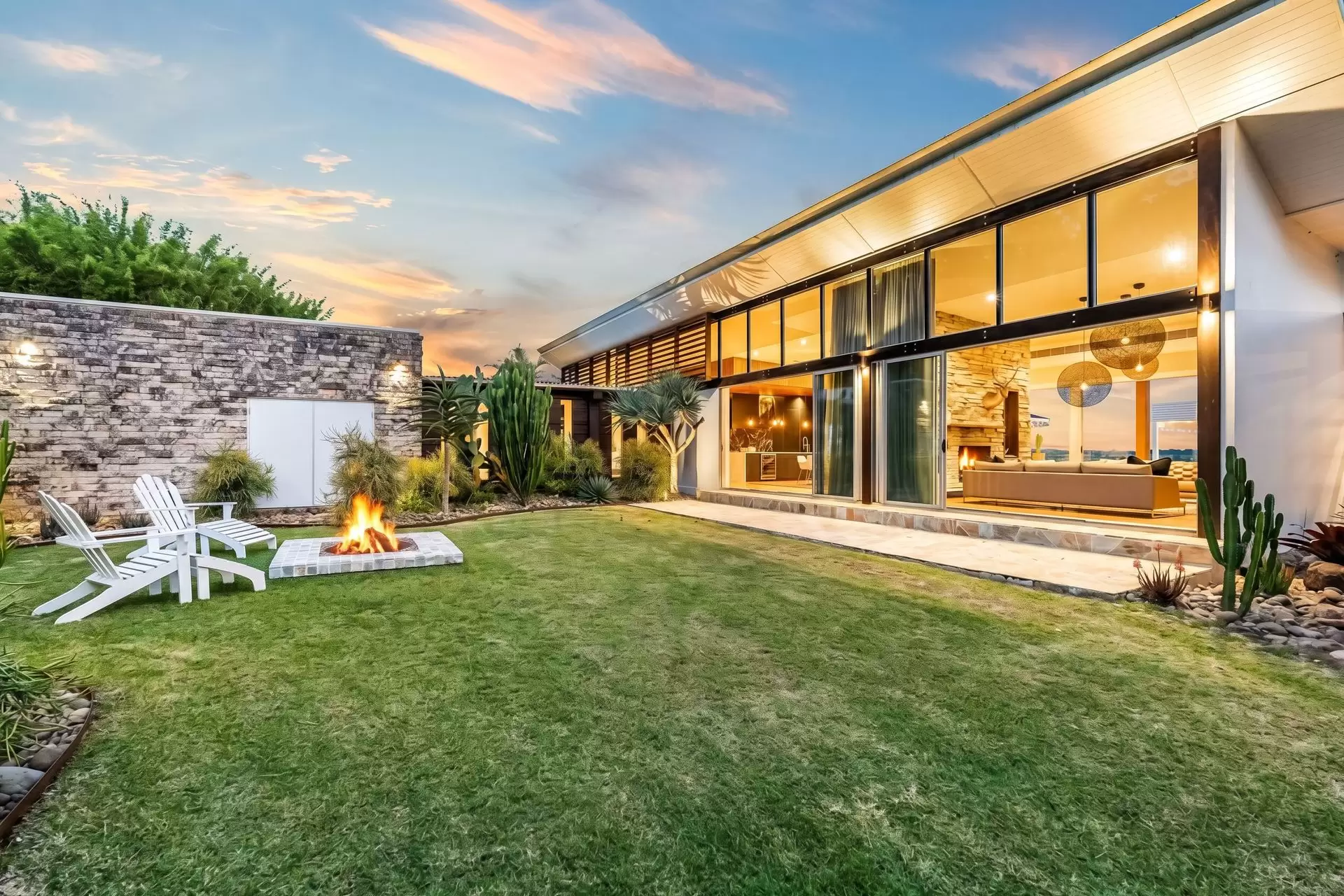 18 Taylors Road, Eureka For Sale by Byron Bay Sotheby's International Realty - image 1