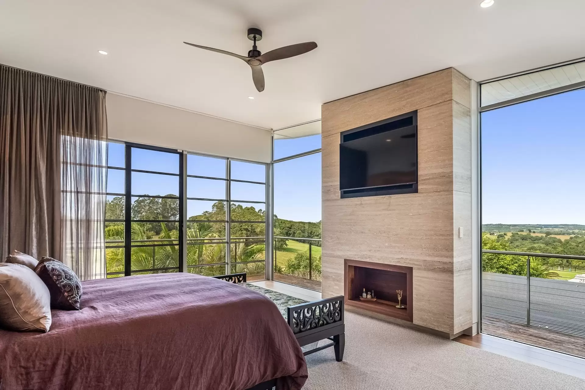 18 Taylors Road, Eureka For Sale by Byron Bay Sotheby's International Realty - image 1