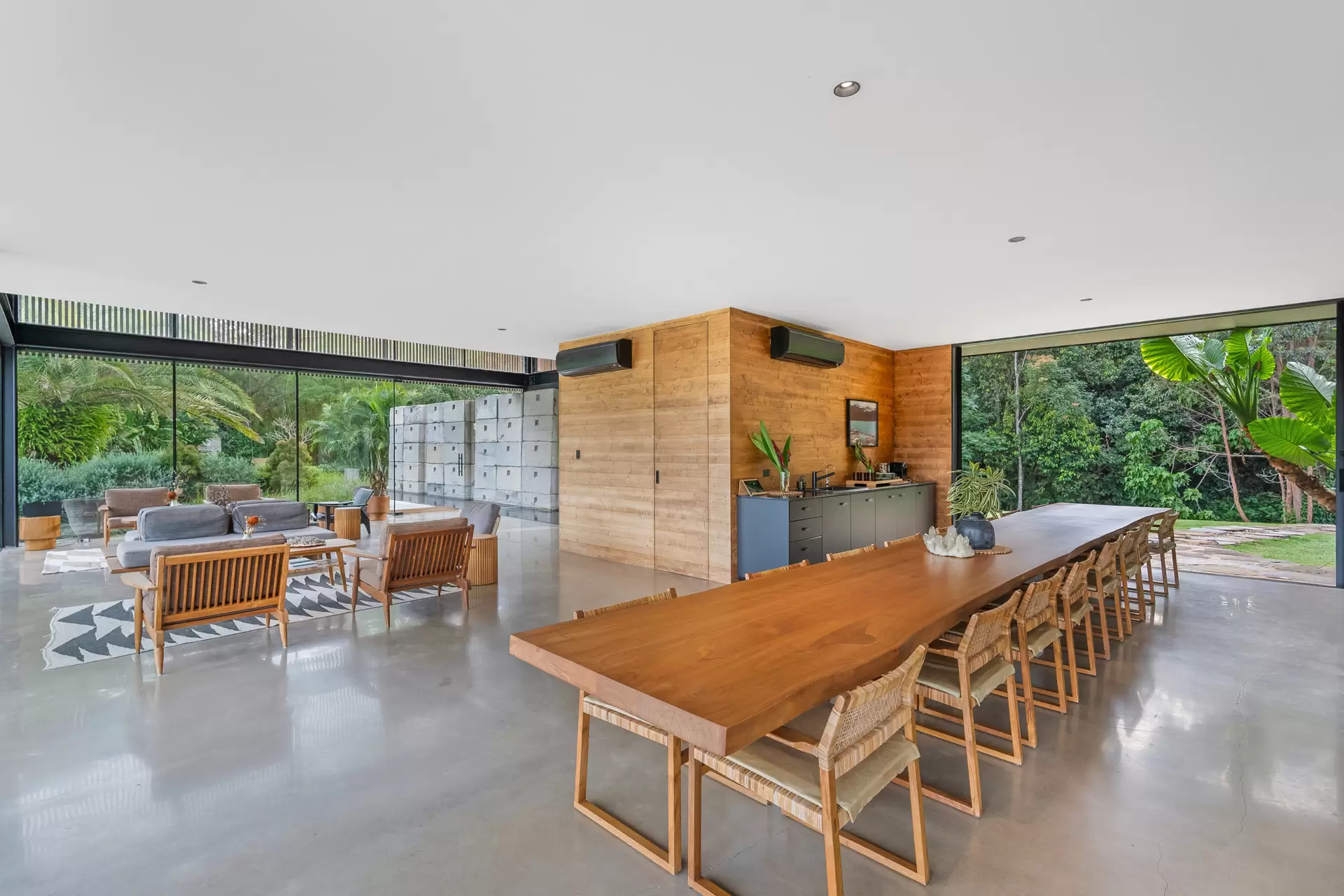 221 Kennedys Lane, Ewingsdale Sold by Byron Bay Sotheby's International Realty - image 1
