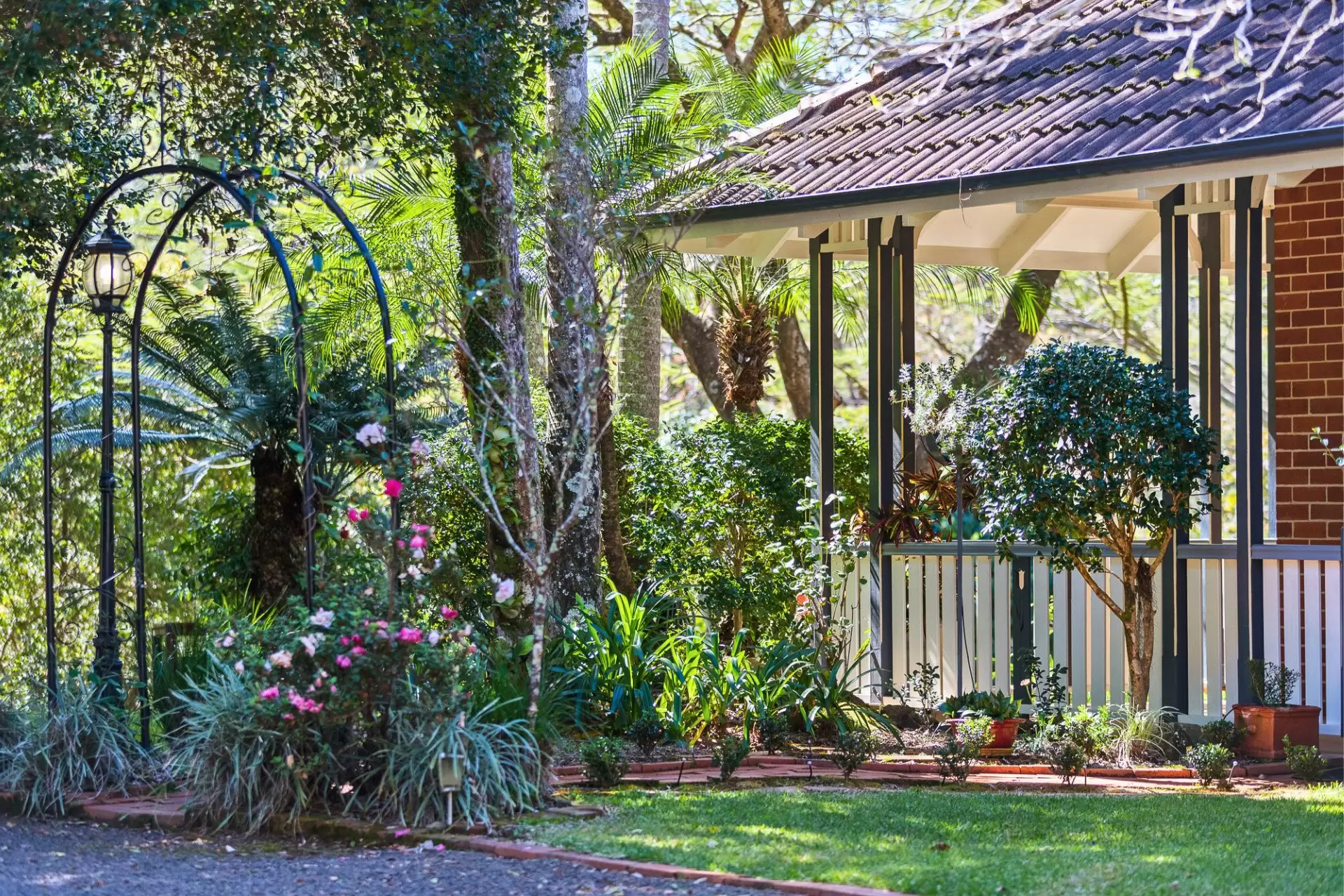 15 Valley Court, Ewingsdale Sold by Byron Bay Sotheby's International Realty - image 1
