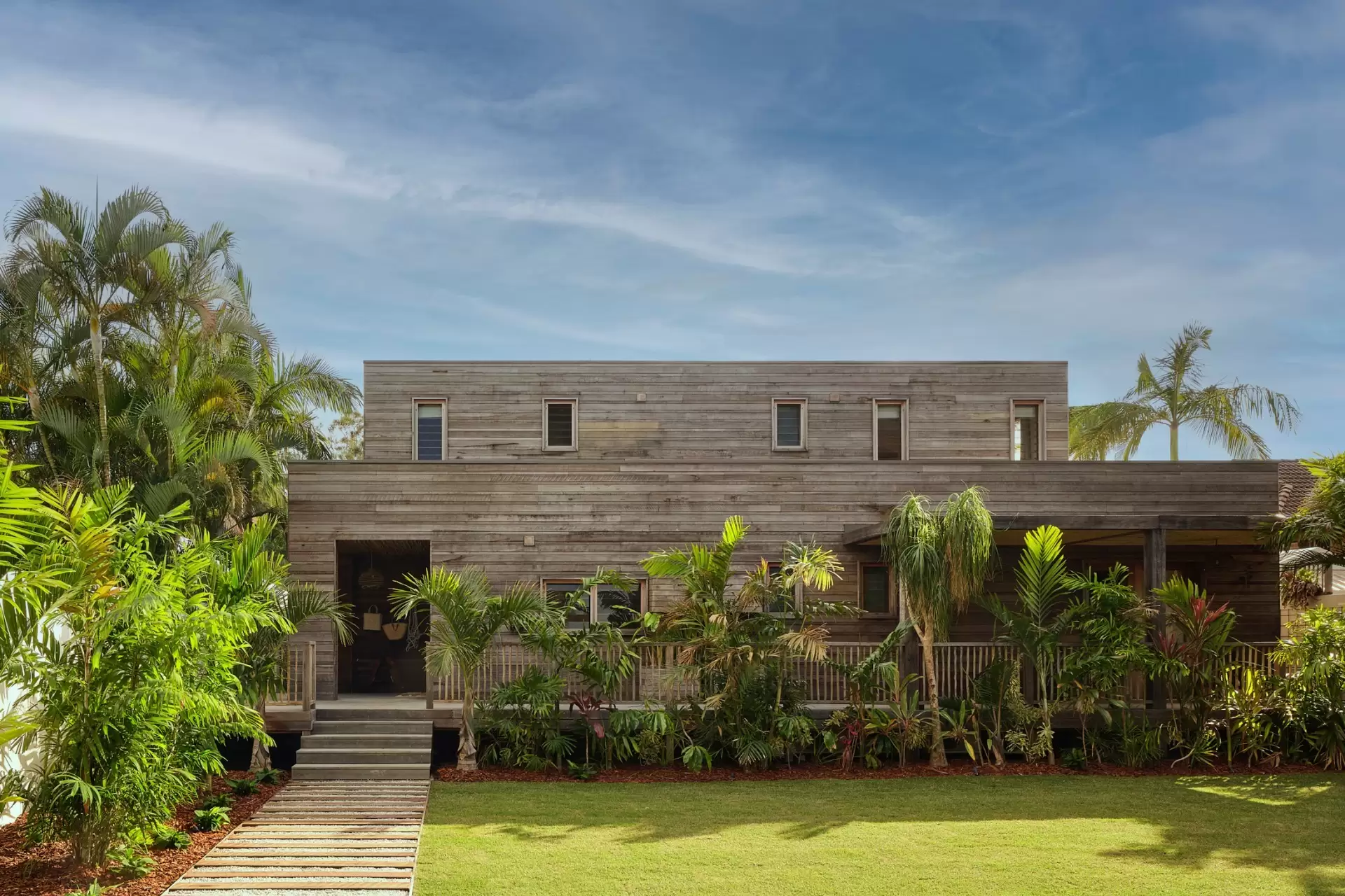 17 Marvell Street, Byron Bay Sold by Byron Bay Sotheby's International Realty - image 1