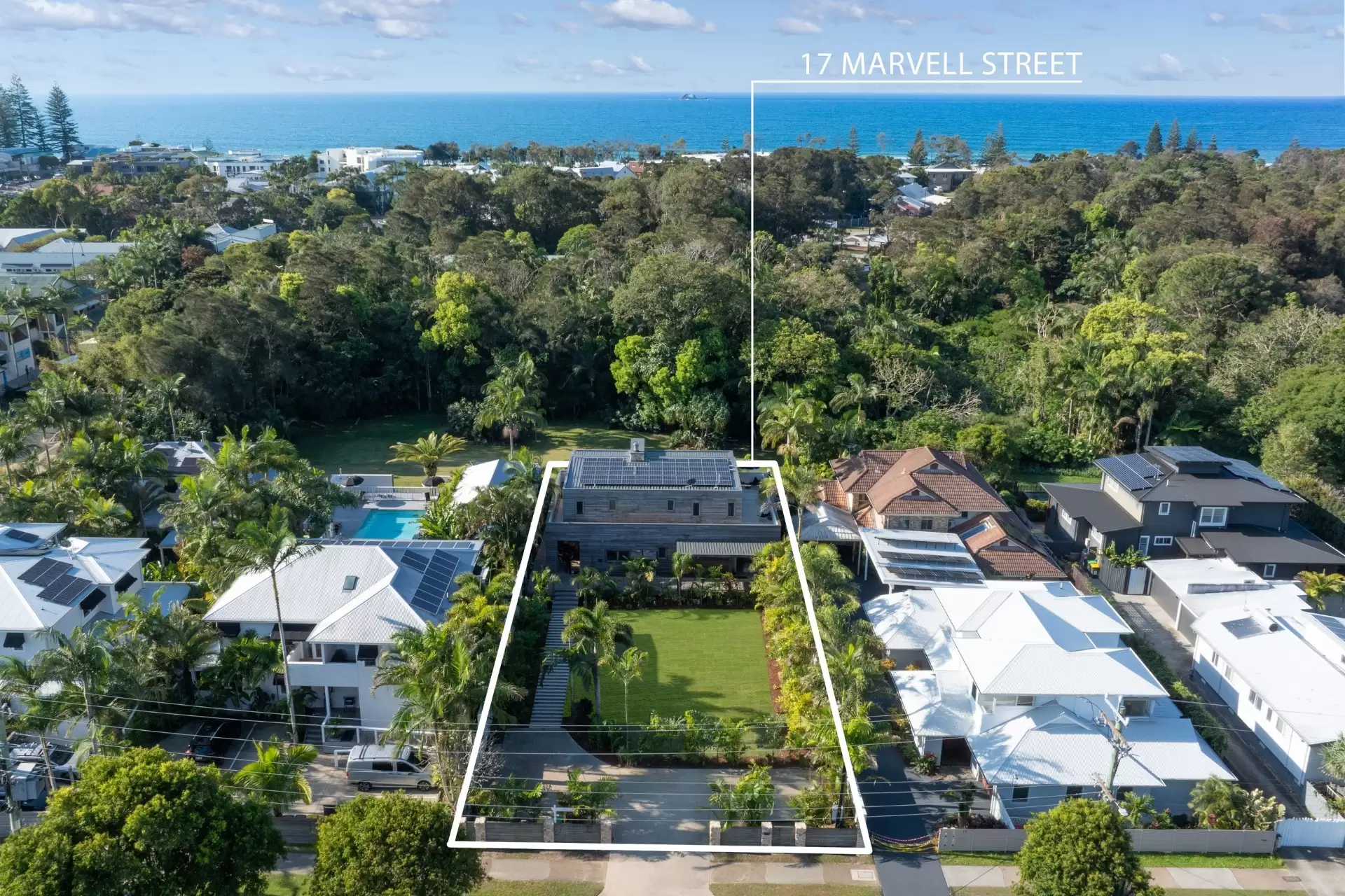 17 Marvell Street, Byron Bay Sold by Byron Bay Sotheby's International Realty - image 1