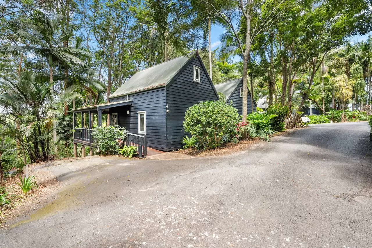15 & 39 Middle Pocket Road, Middle Pocket For Sale by Byron Bay Sotheby's International Realty - image 1