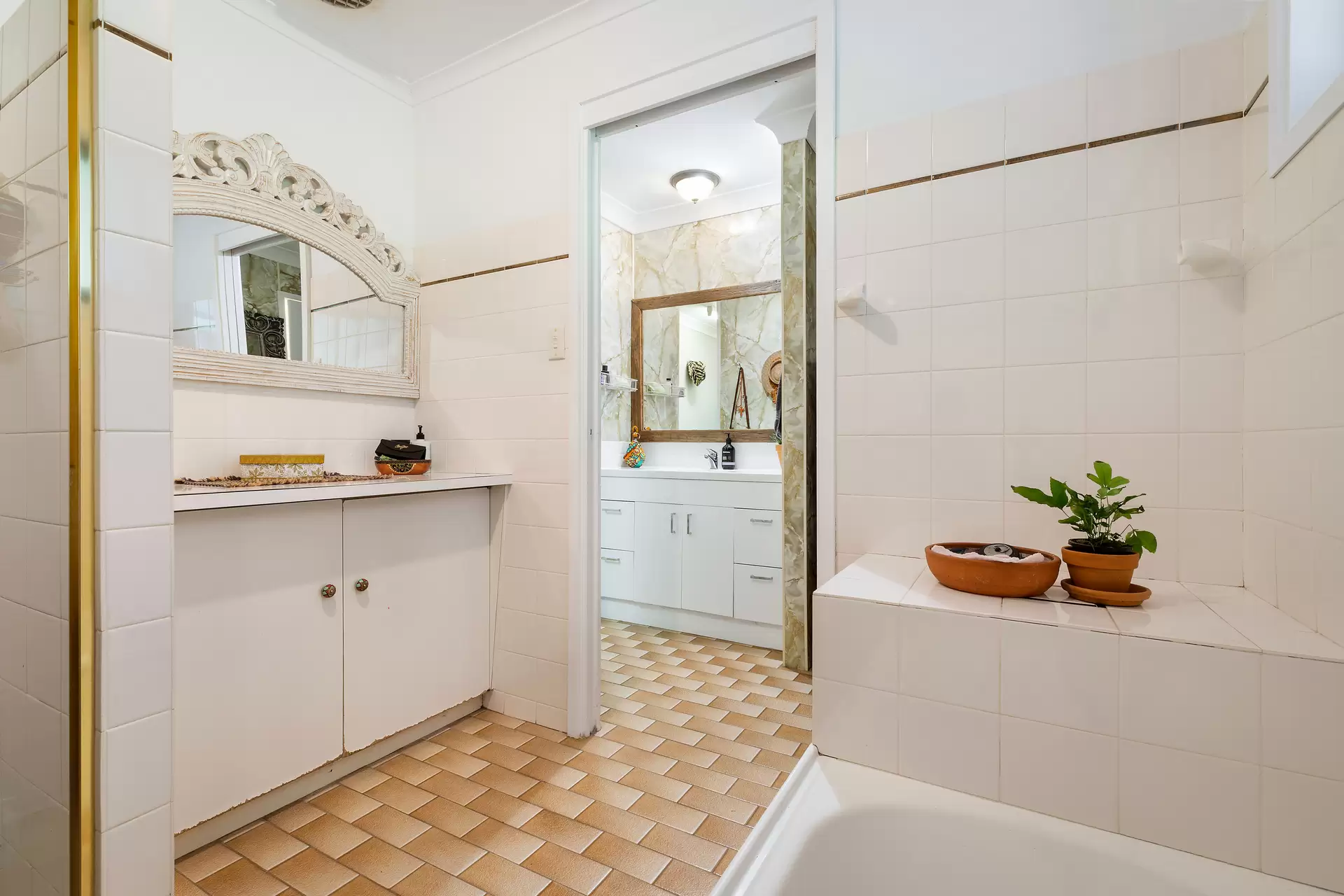 343 Tyagarah Road, Myocum Sold by Byron Bay Sotheby's International Realty - image 1