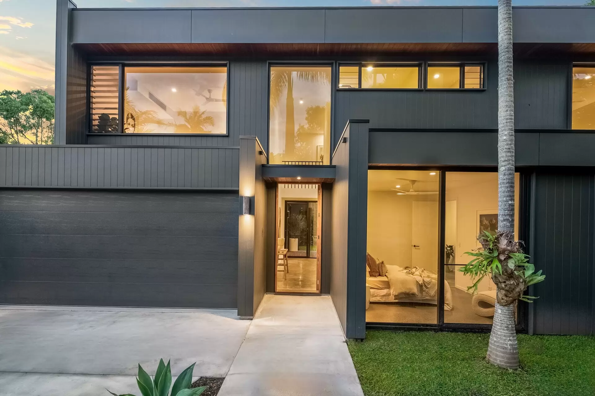 9 Walker Street, Byron Bay Sold by Byron Bay Sotheby's International Realty - image 1