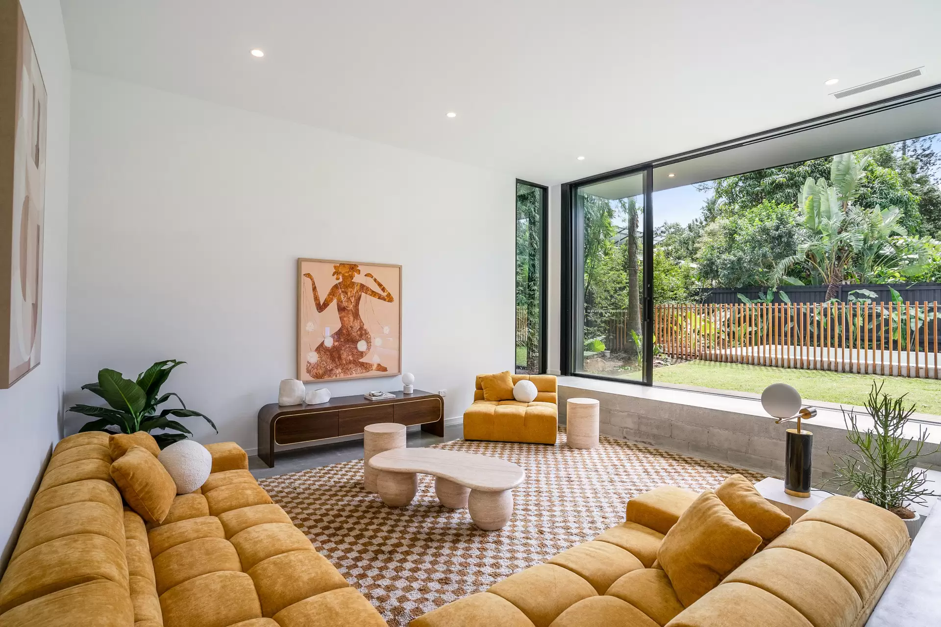 9 Walker Street, Byron Bay Sold by Byron Bay Sotheby's International Realty - image 1