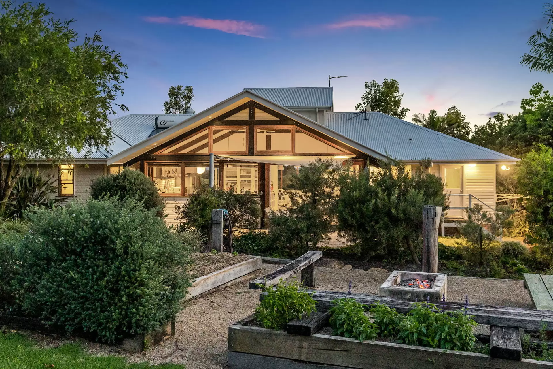 186 Broken Head Road, Newrybar Sold by Byron Bay Sotheby's International Realty - image 1