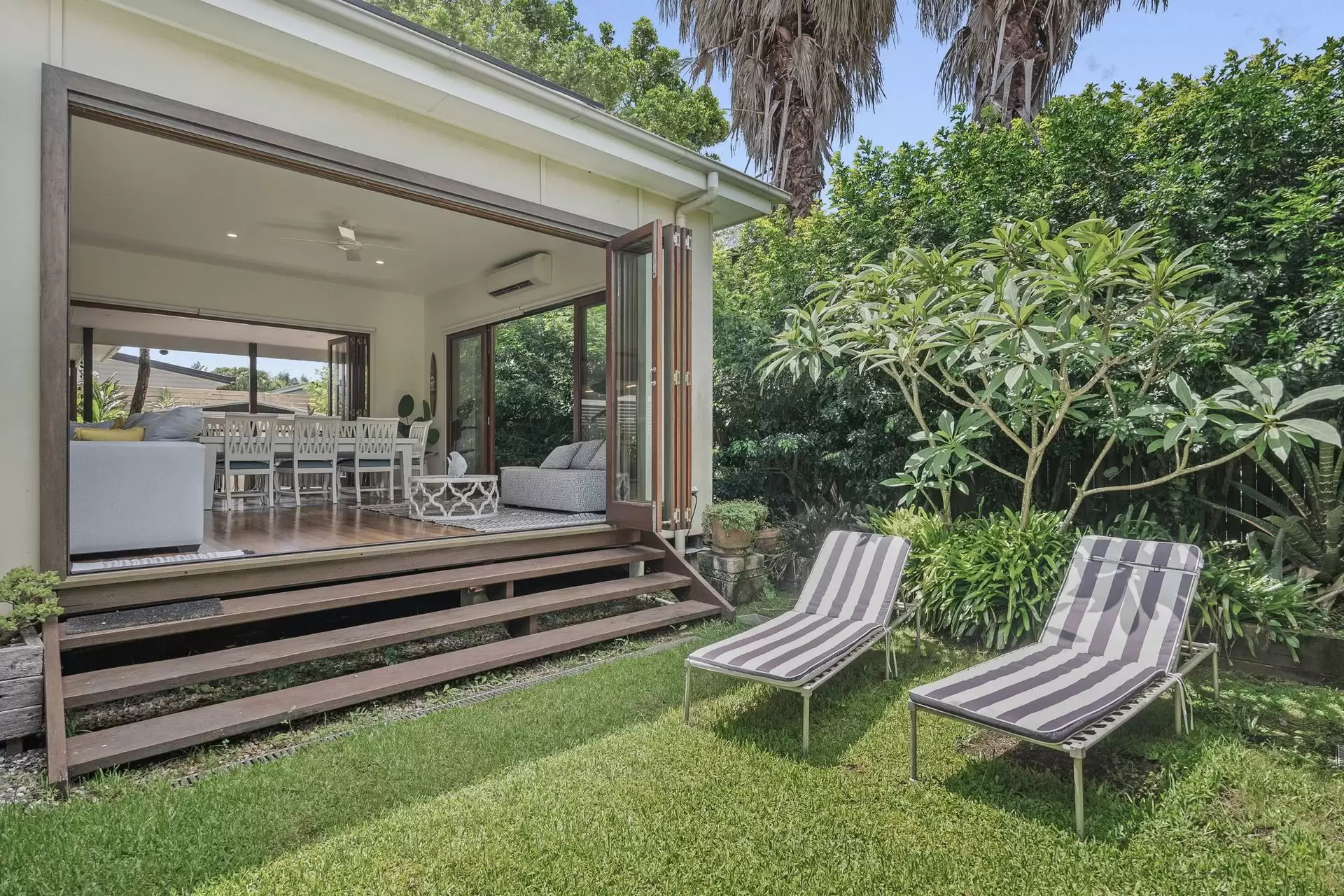 21 Carlyle Street, Byron Bay Sold by Byron Bay Sotheby's International Realty - image 1
