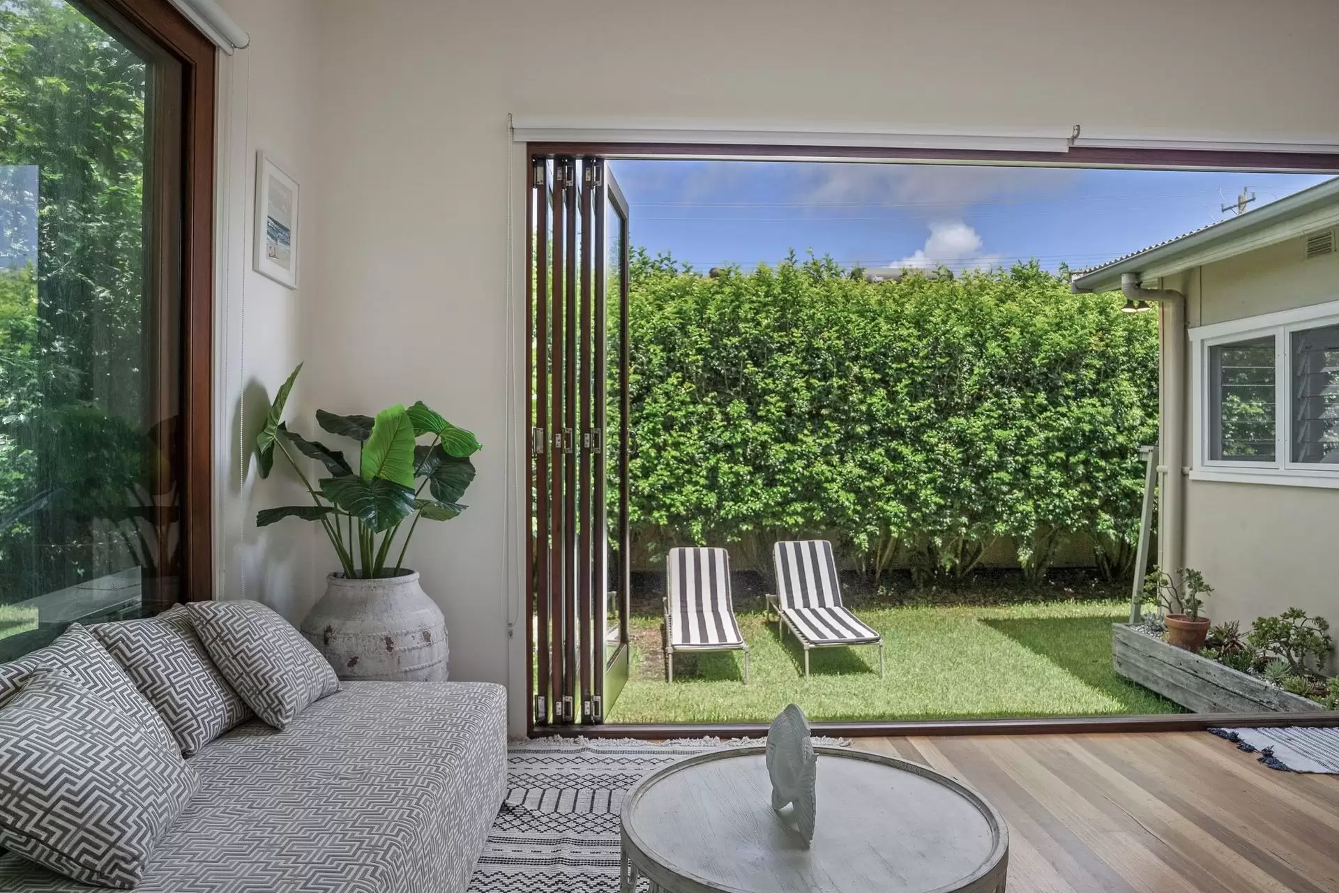 21 Carlyle Street, Byron Bay Sold by Byron Bay Sotheby's International Realty - image 1