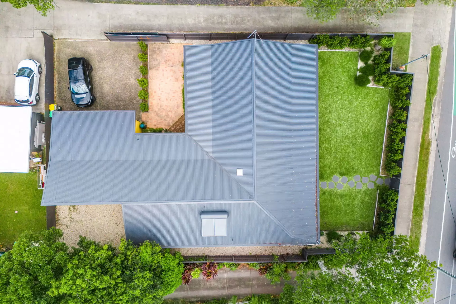 77A Bangalow Road, Byron Bay Sold by Byron Bay Sotheby's International Realty - image 1