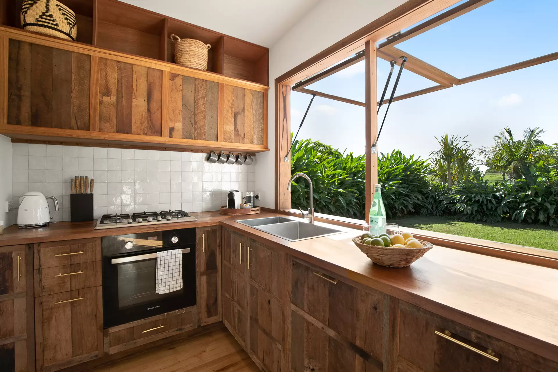 11 Citriadora Drive, Ewingsdale For Sale by Byron Bay Sotheby's International Realty - image 1